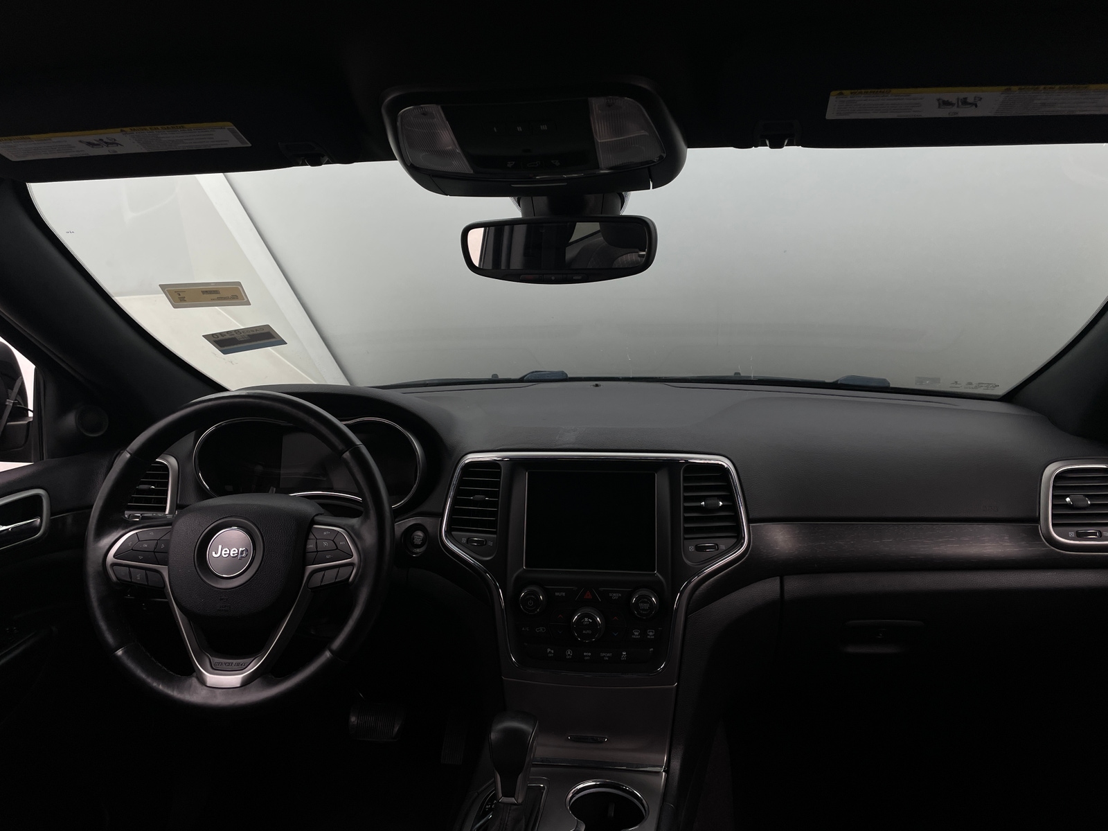 Thumbnail: 2018 Jeep Grand Cherokee - 3