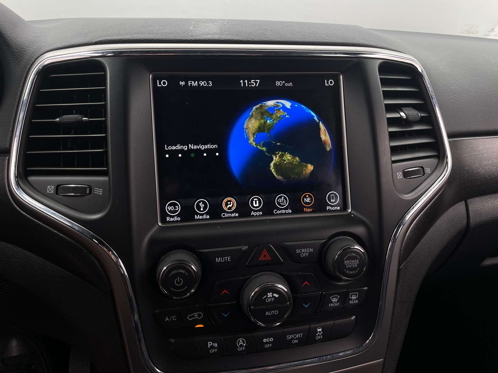 Thumbnail: 2018 Jeep Grand Cherokee - 4