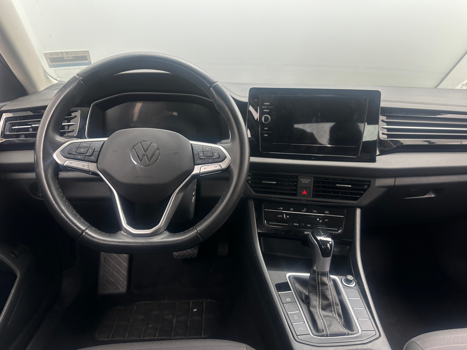 Thumbnail: 2025 Volkswagen Jetta - 5