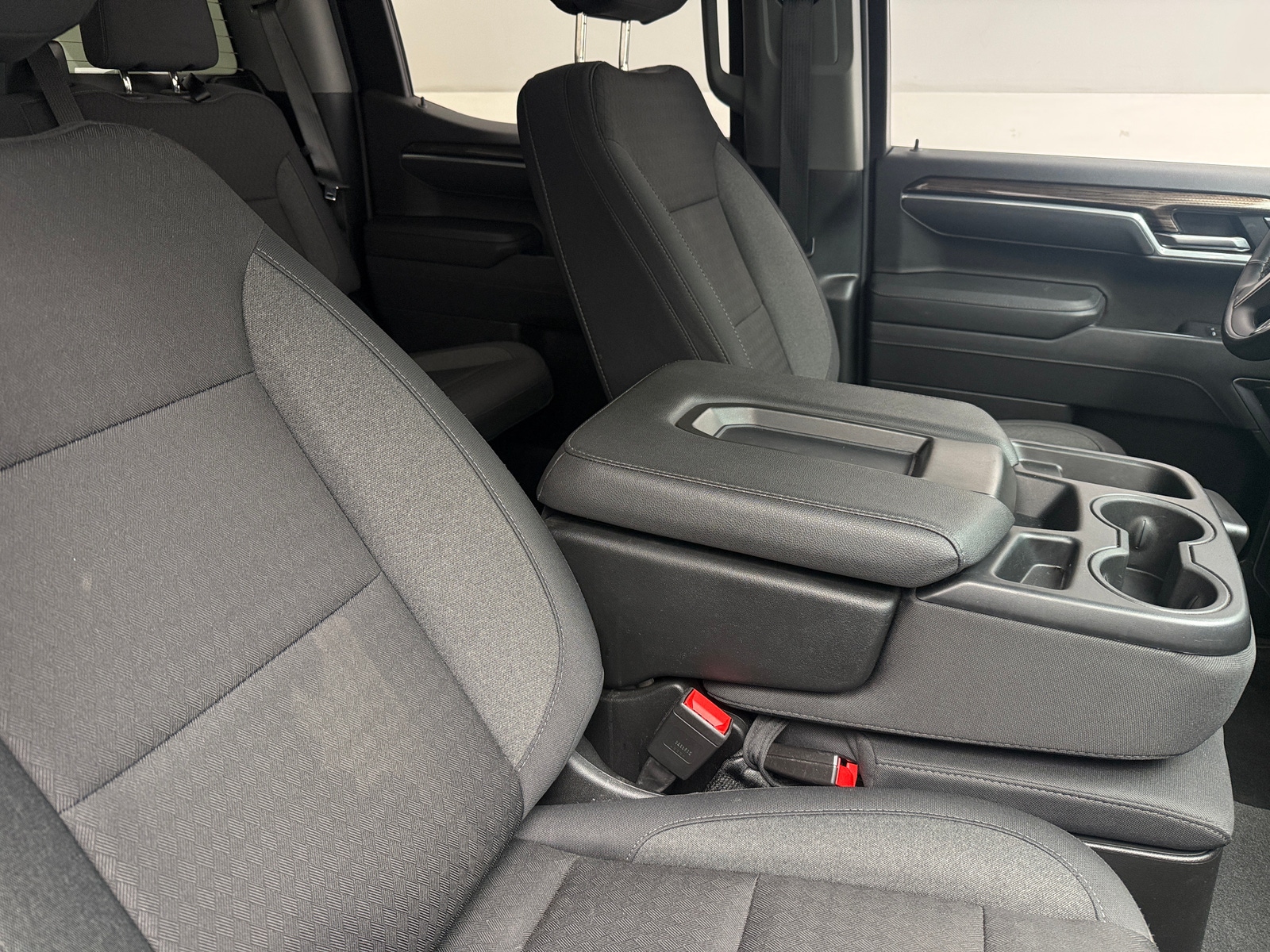 Thumbnail: 2026 Chevrolet Silverado 1500 - 2