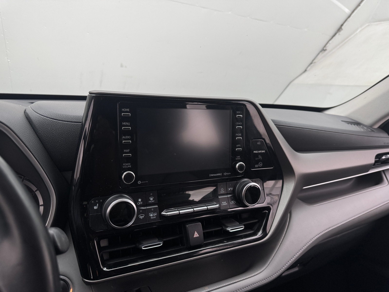 Thumbnail: 2020 Toyota Highlander - 3
