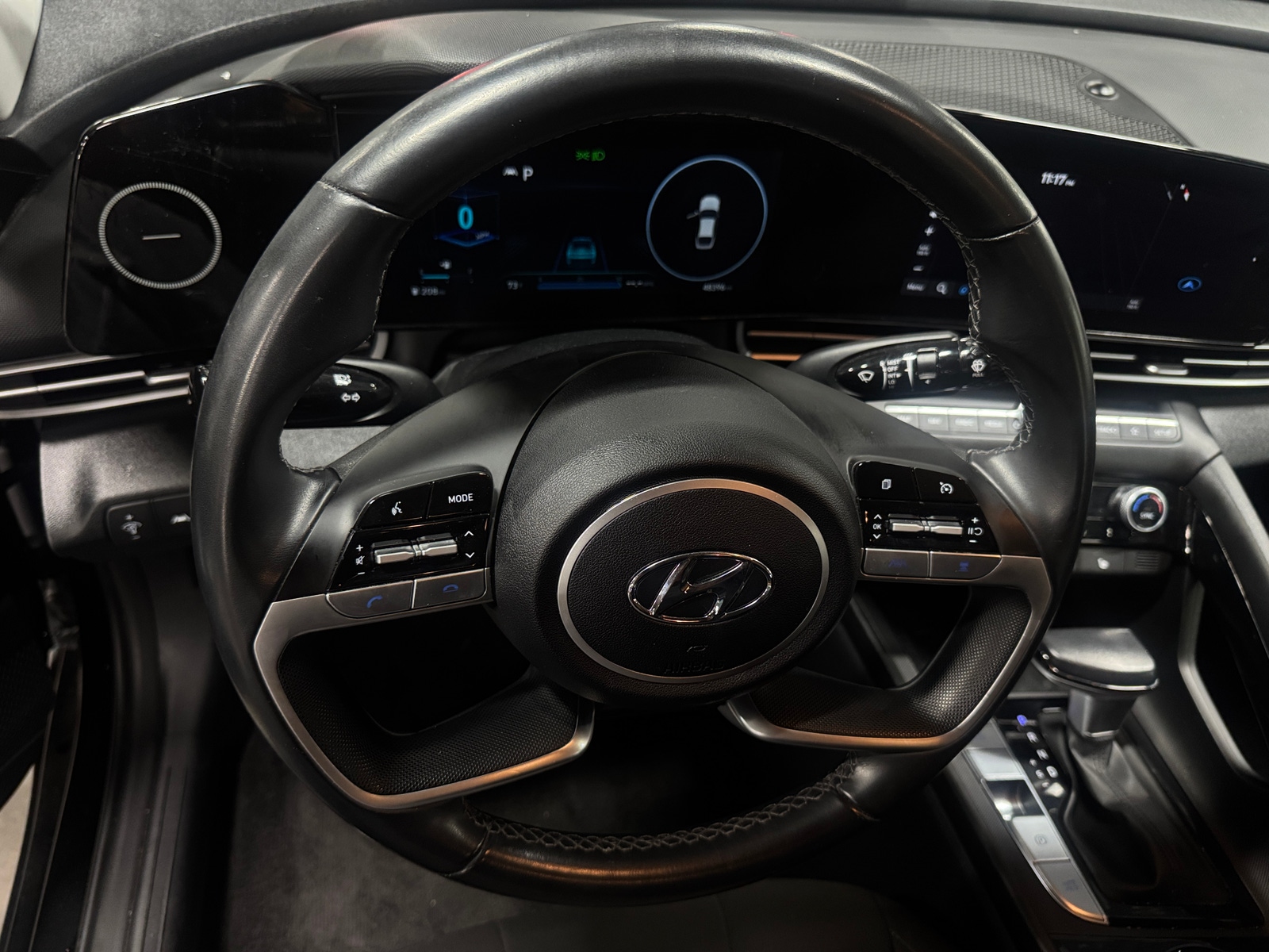 Thumbnail: 2023 Hyundai Elantra - 5
