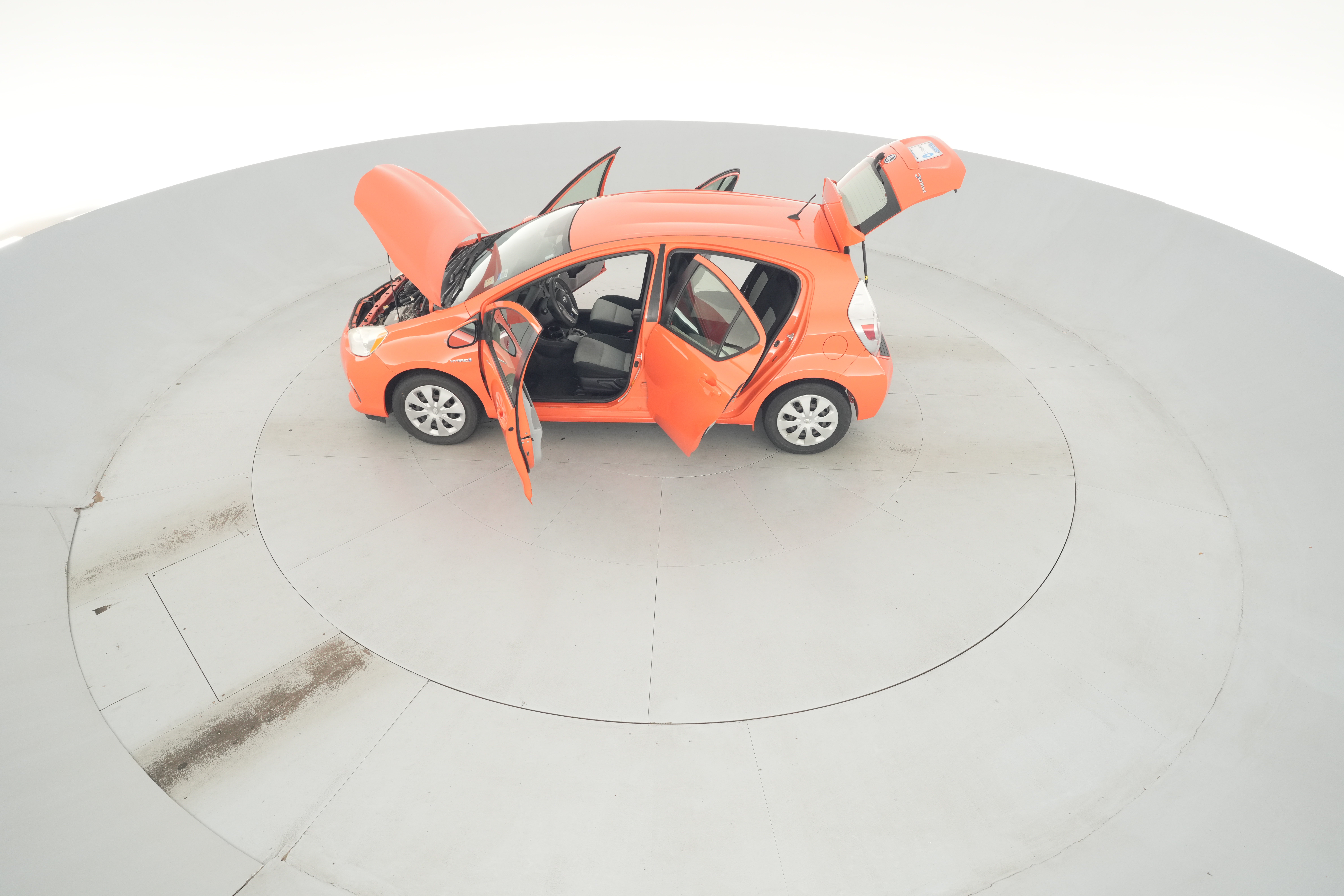 2014 Toyota Prius c Two - Photo 35
