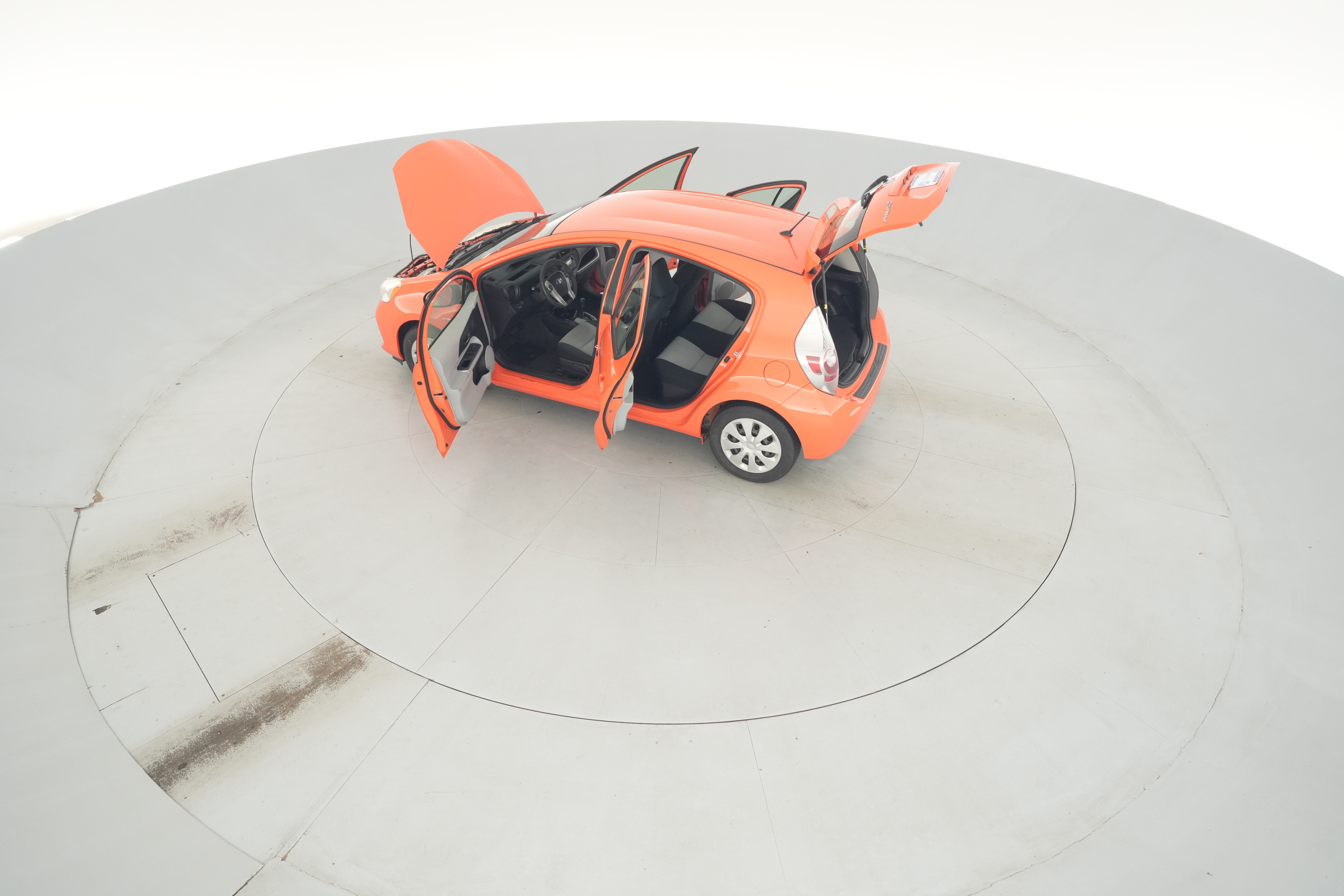 2014 Toyota Prius c Two - Photo 36