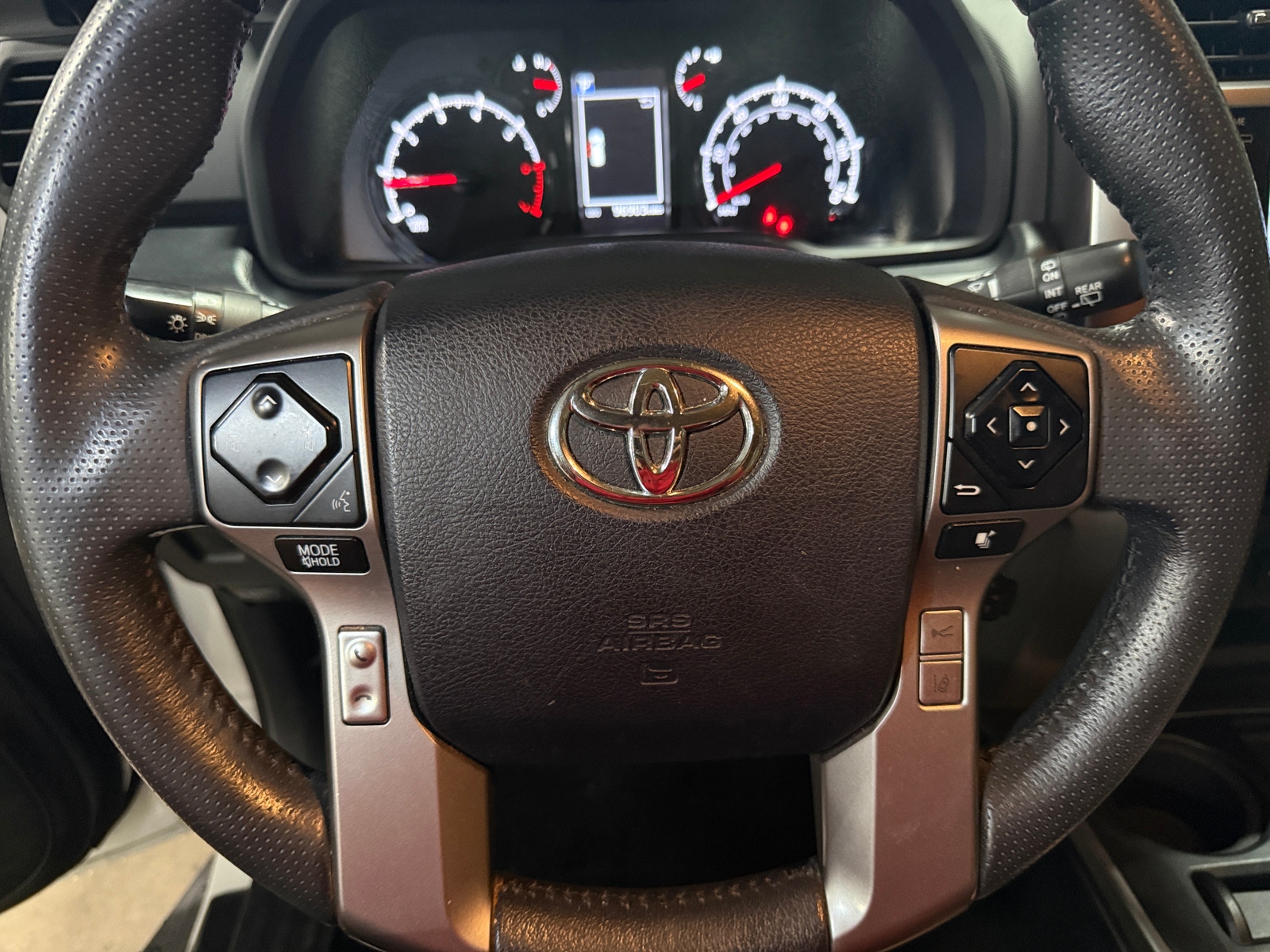 Thumbnail: 2020 Toyota 4Runner - 5