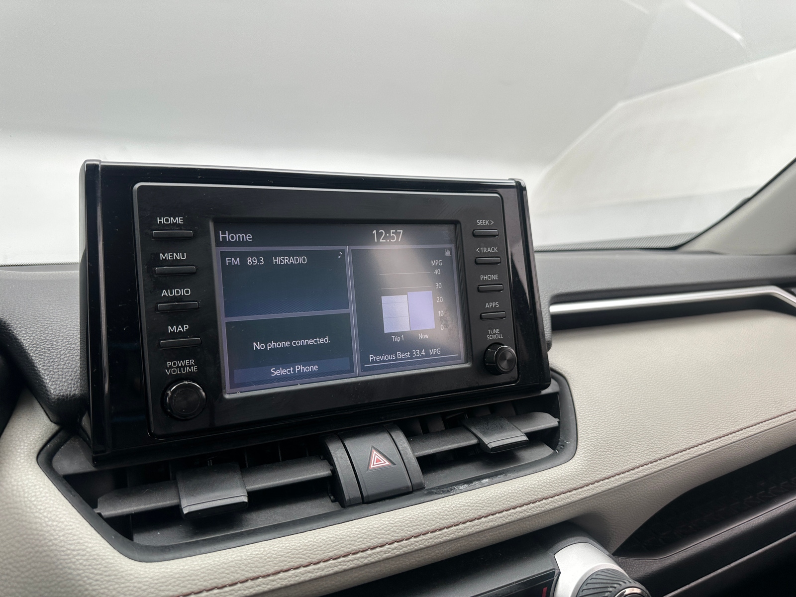 Thumbnail: 2019 Toyota RAV4 - 4