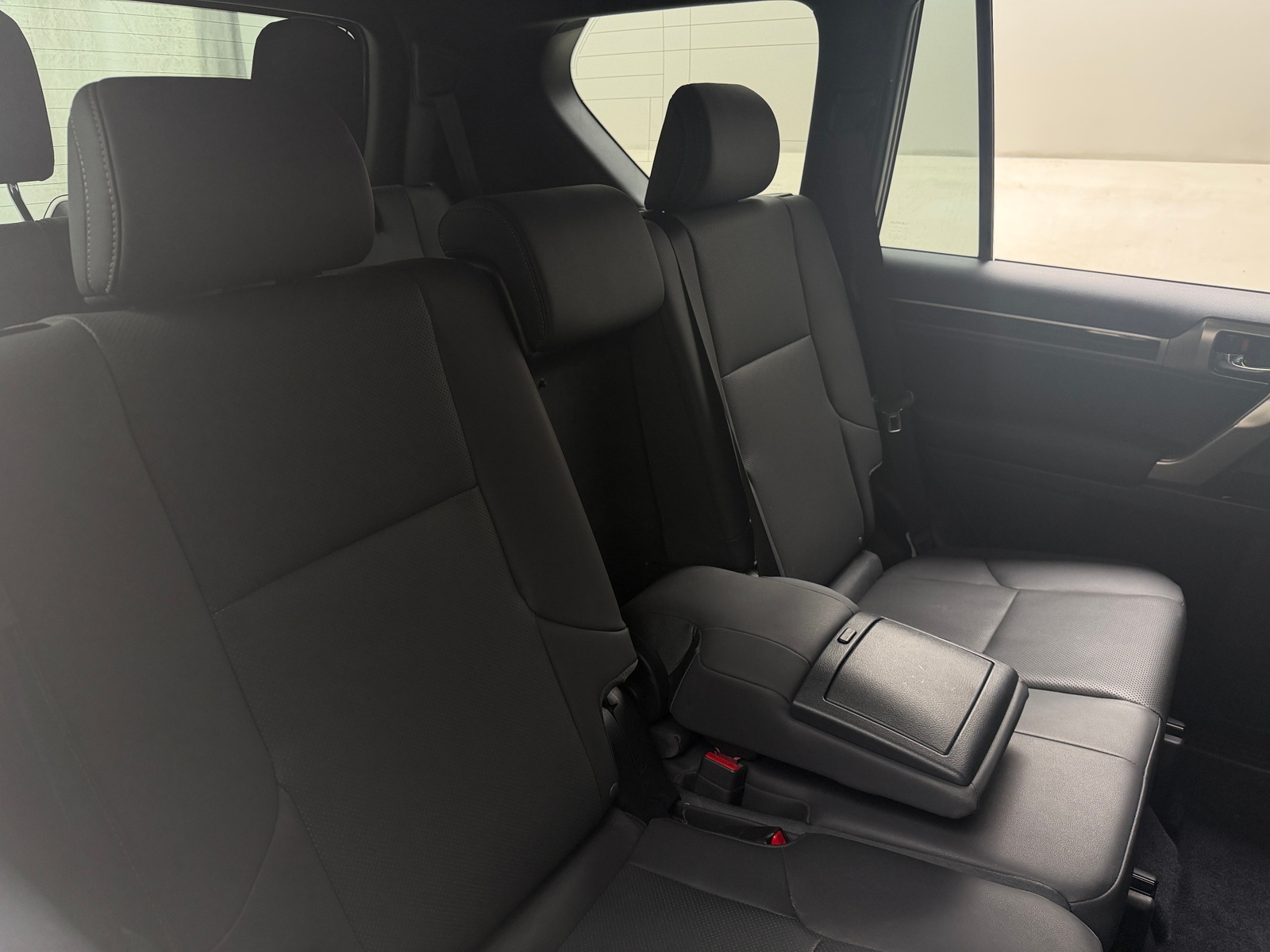 Thumbnail: 2021 Lexus GX - 6
