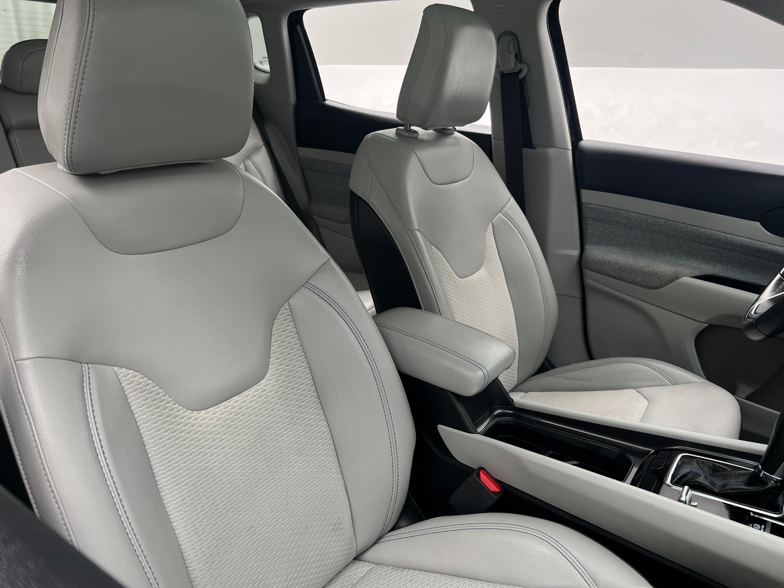 Thumbnail: 2022 Jeep Compass - 2