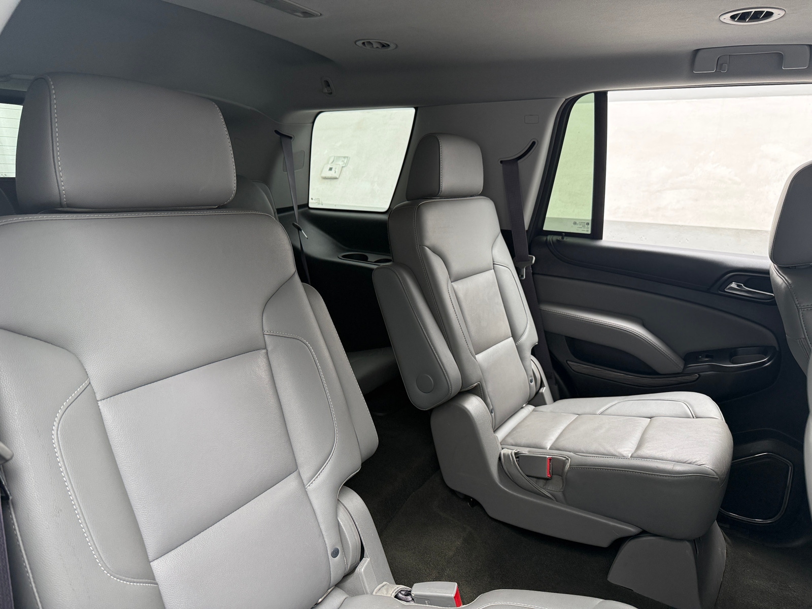 Thumbnail: 2017 Chevrolet Tahoe - 5