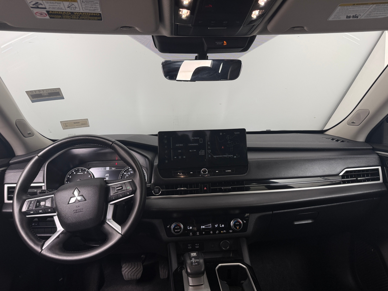 Thumbnail: 2025 Mitsubishi Outlander - 2