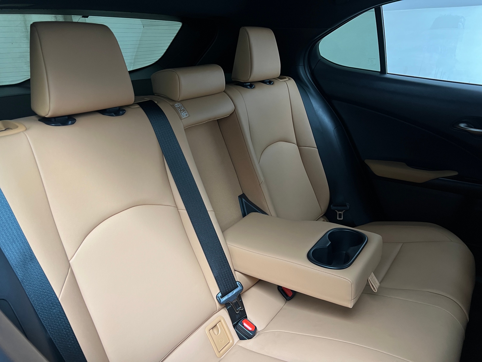 Thumbnail: 2024 Lexus UX - 5