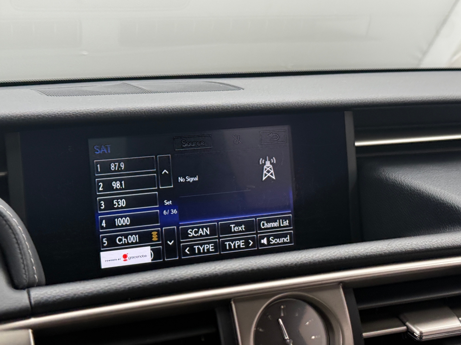 Thumbnail: 2015 Lexus IS - 3