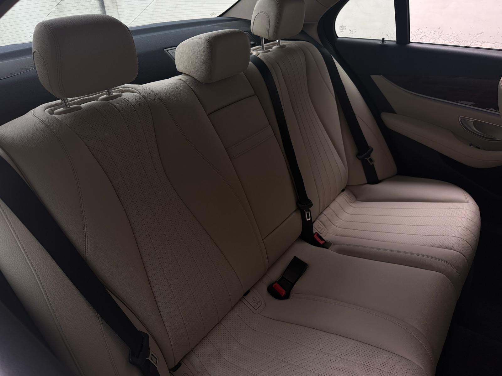 Thumbnail: 2017 Mercedes-Benz E-Class - 5