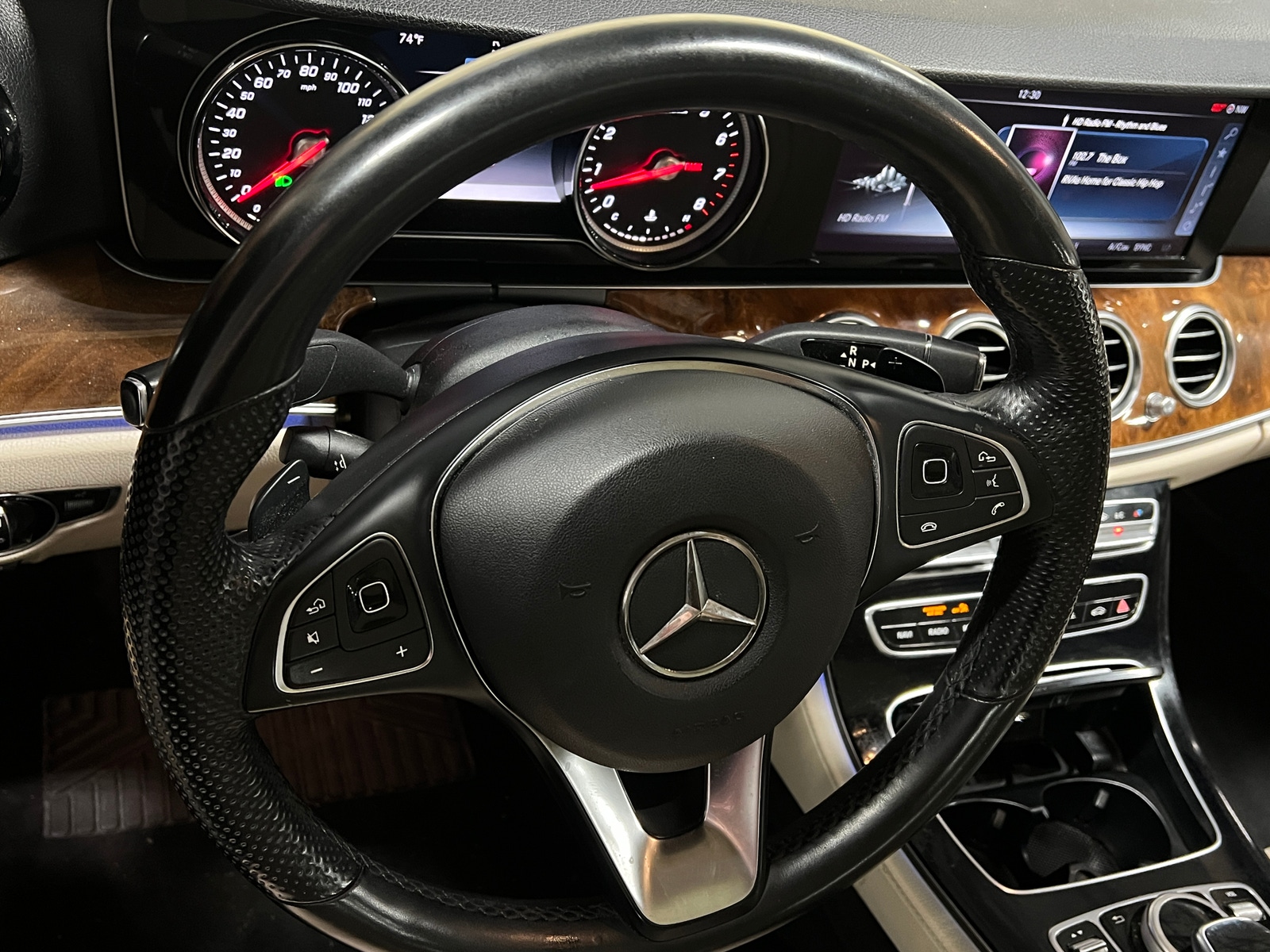 Thumbnail: 2017 Mercedes-Benz E-Class - 4
