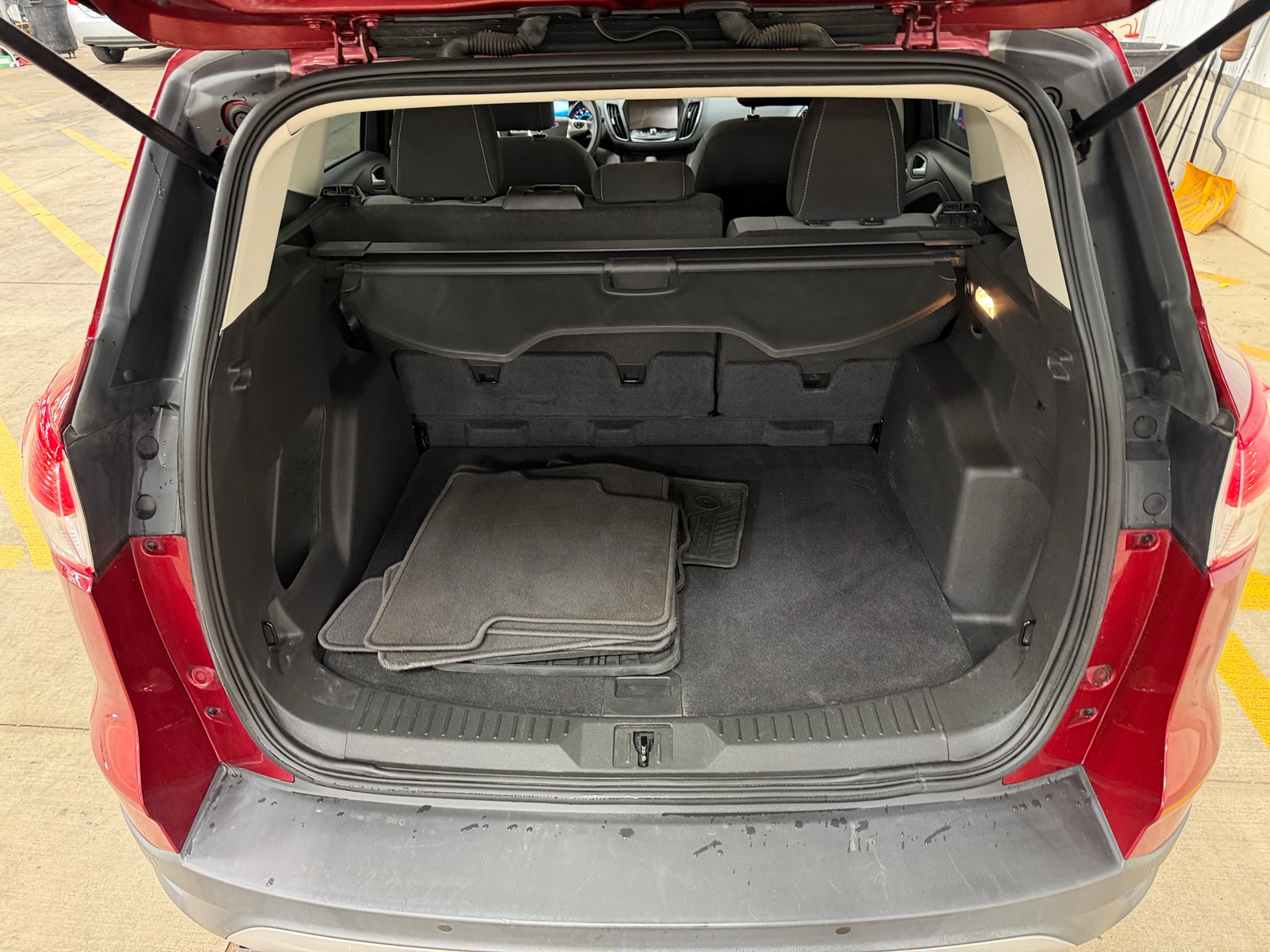 Thumbnail: 2016 Ford Escape - 7