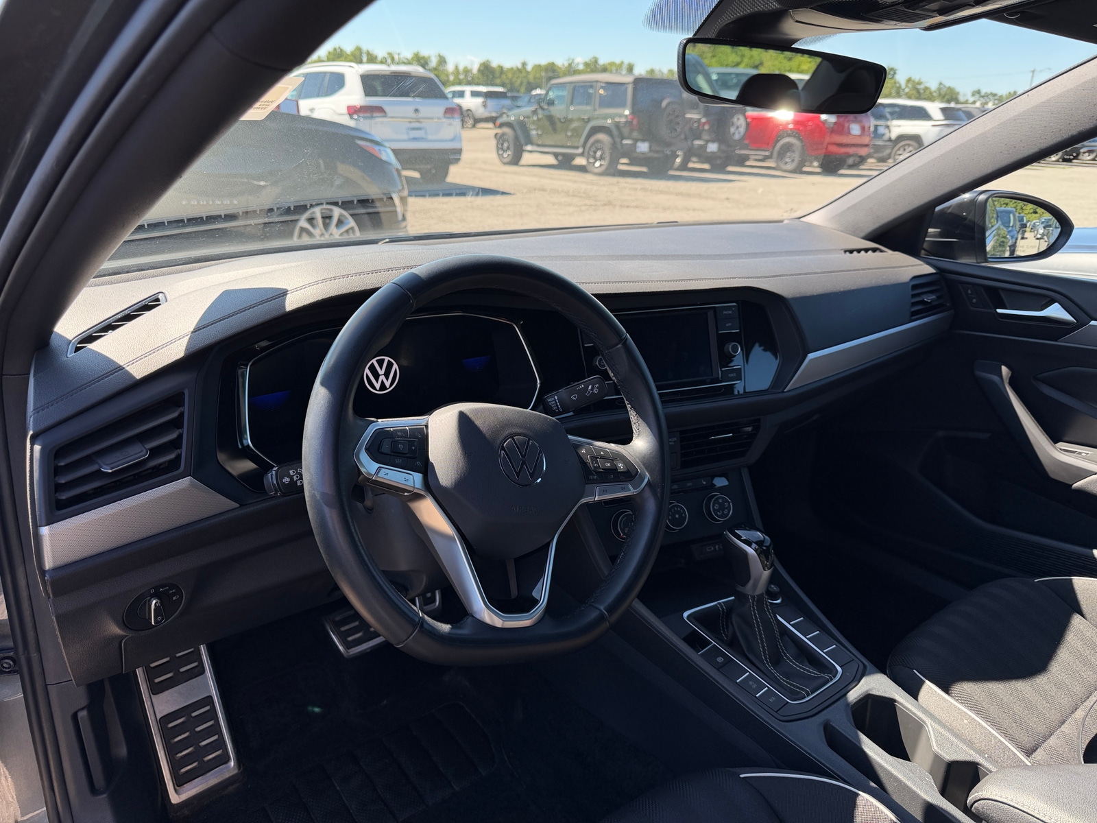 Thumbnail: 2024 Volkswagen Jetta - 3