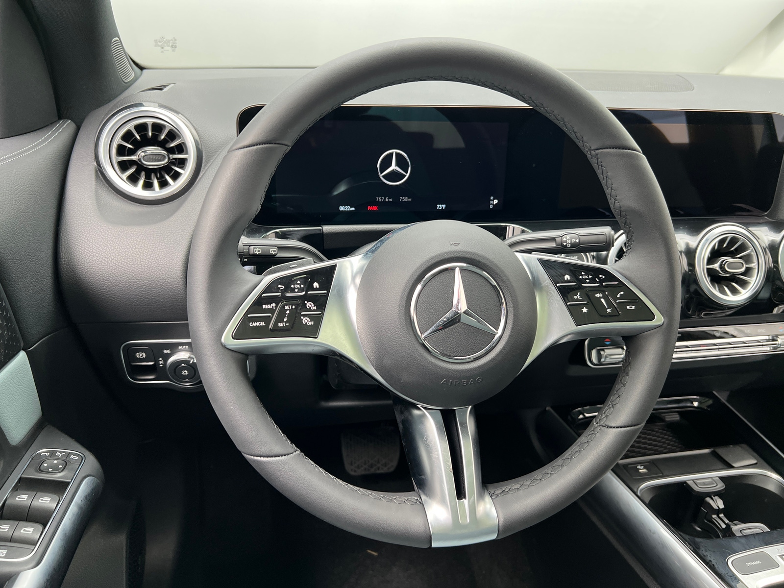 Thumbnail: 2026 Mercedes-Benz GLA - 4