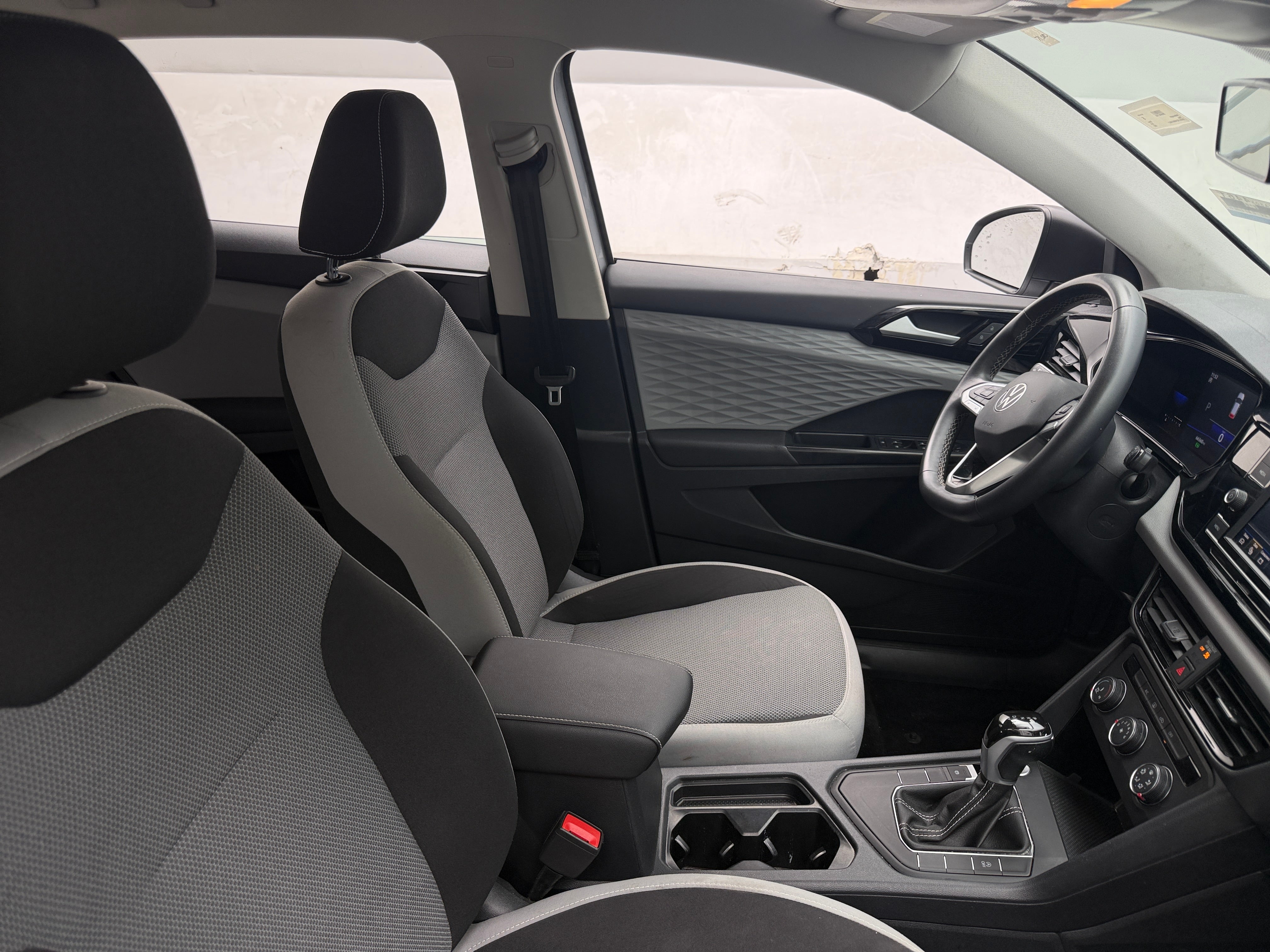 2022 Volkswagen Taos