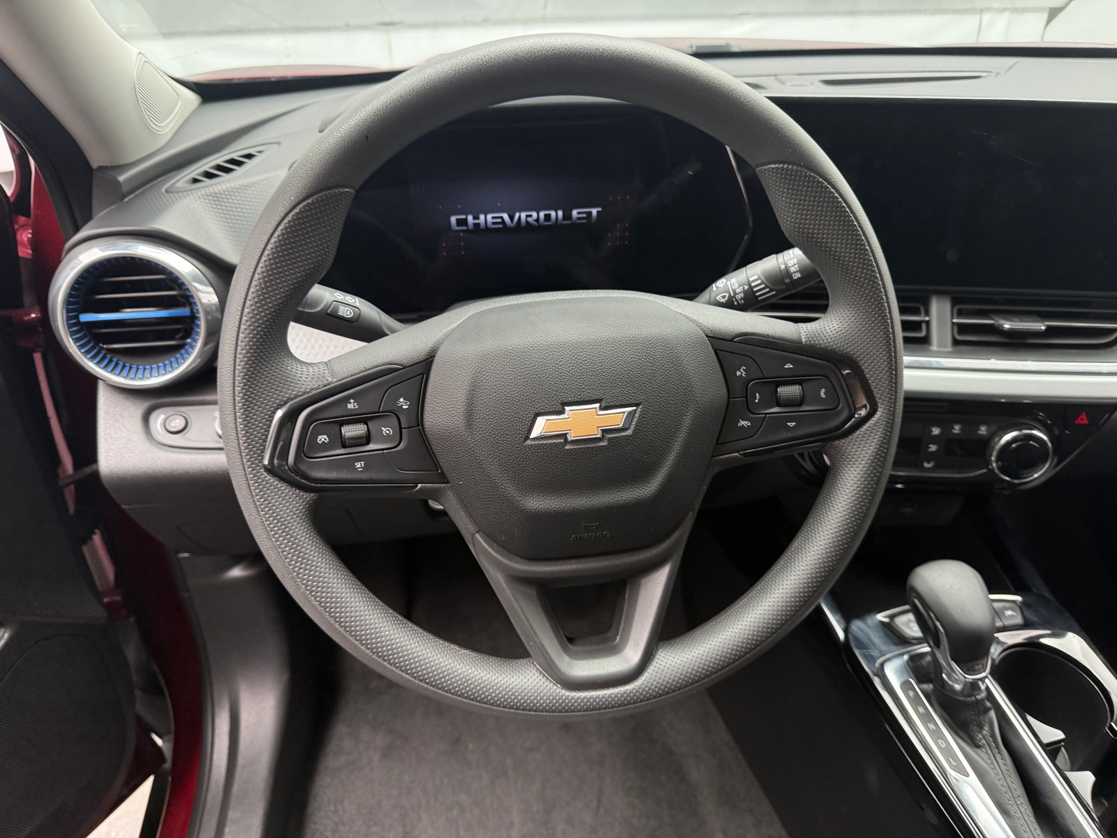 Thumbnail: 2025 Chevrolet Trax - 4