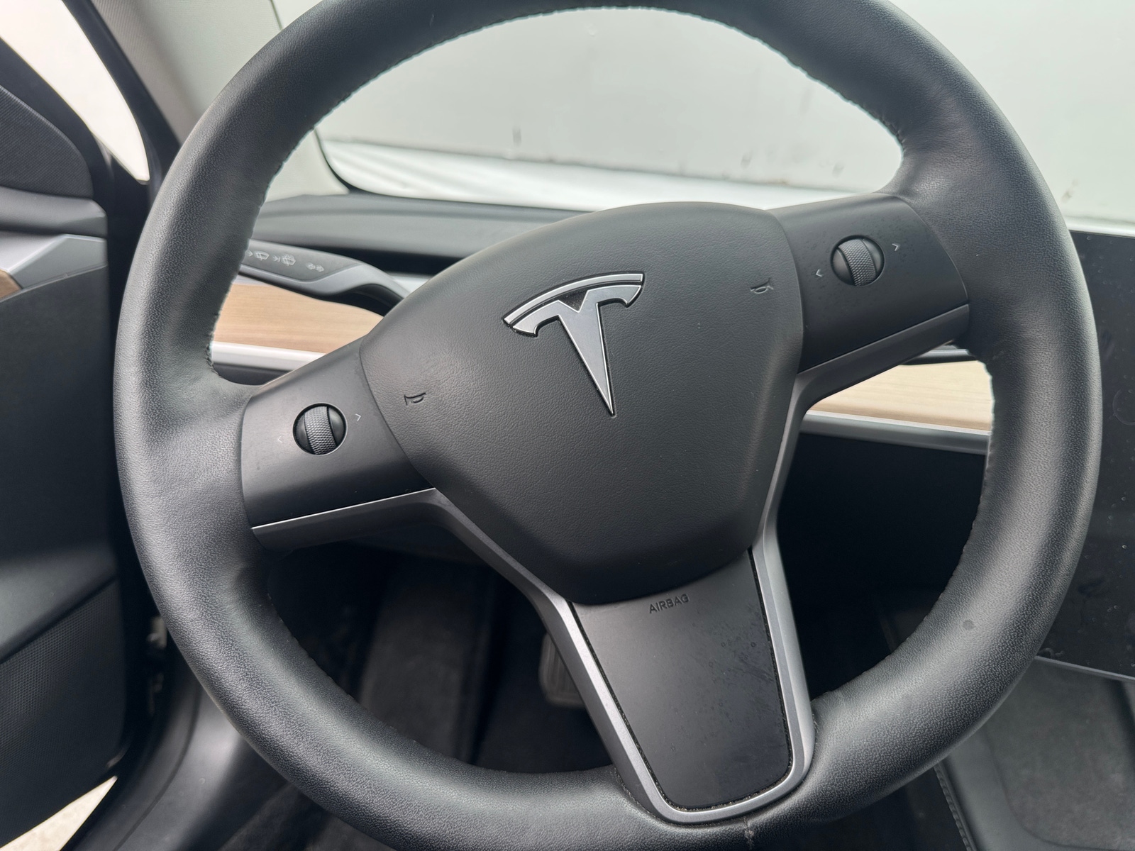 Thumbnail: 2023 Tesla Model 3 - 4