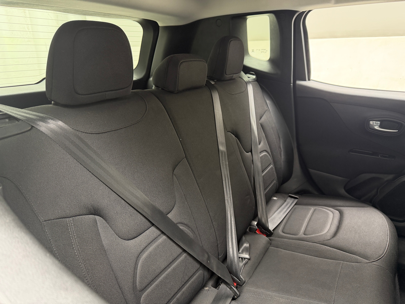 Thumbnail: 2019 Jeep Renegade - 6