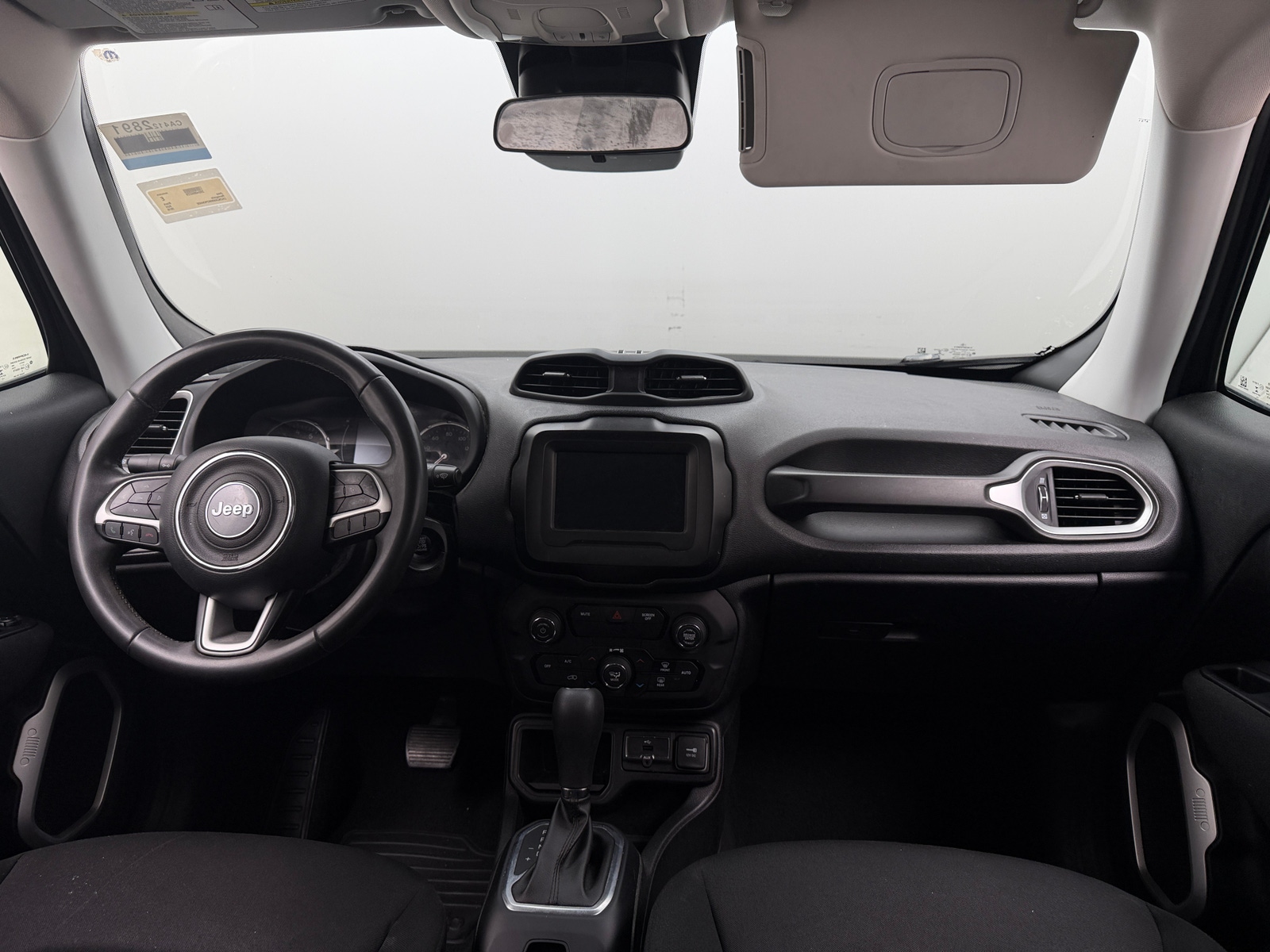 Thumbnail: 2019 Jeep Renegade - 3