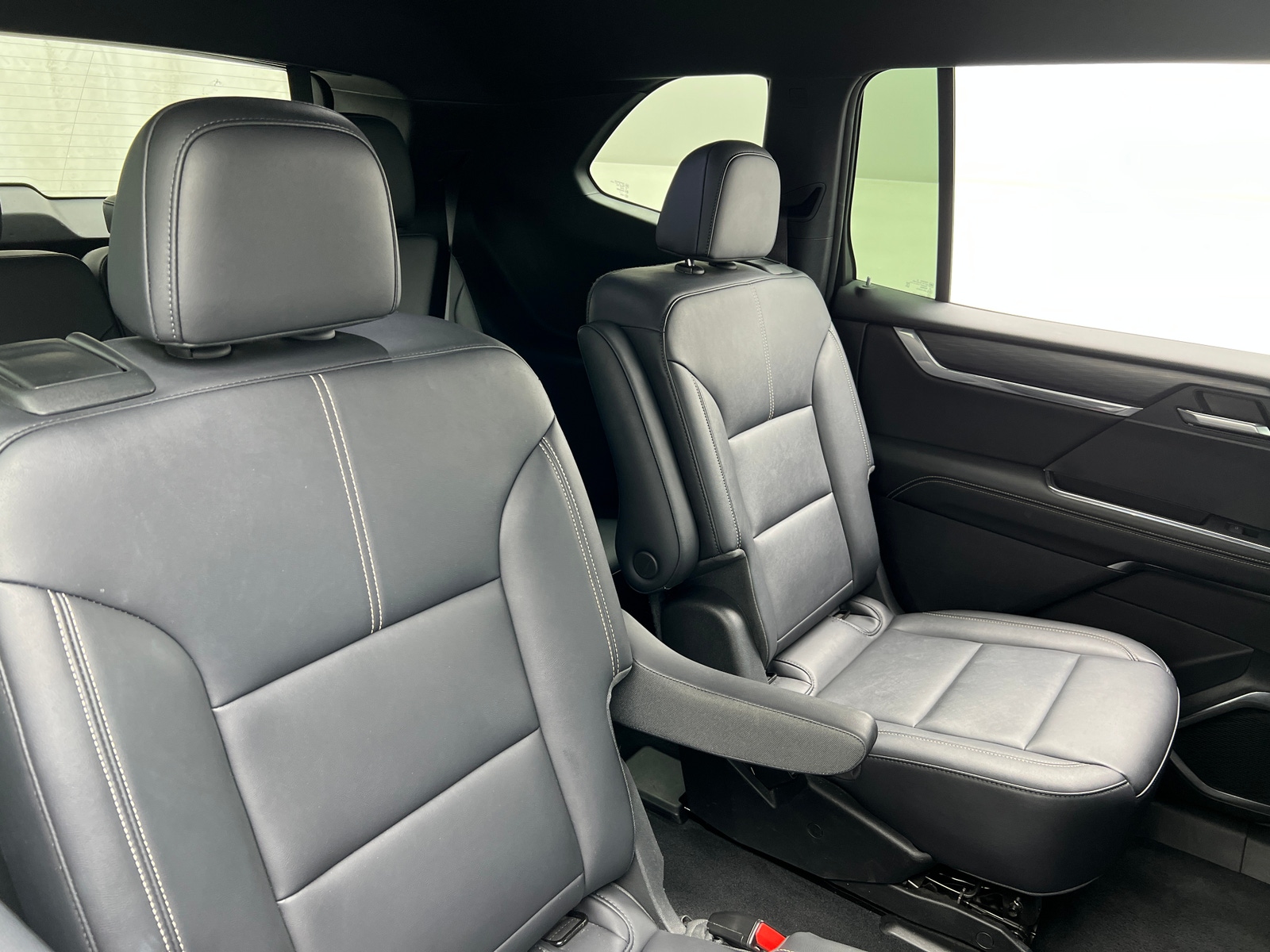 Thumbnail: 2024 GMC Acadia - 5