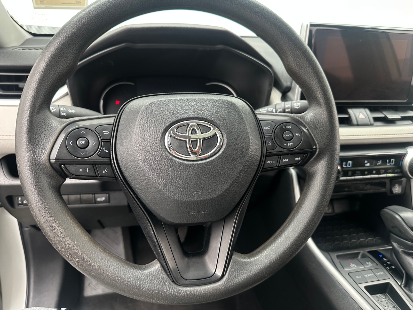 Thumbnail: 2023 Toyota RAV4 - 5