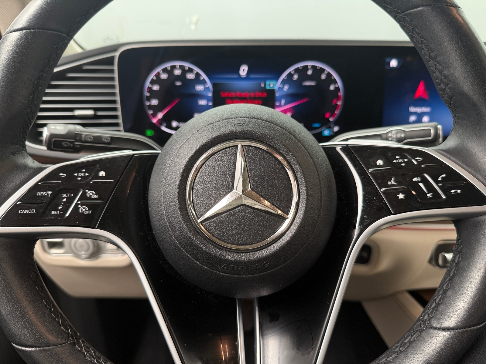 Thumbnail: 2024 Mercedes-Benz GLE - 4