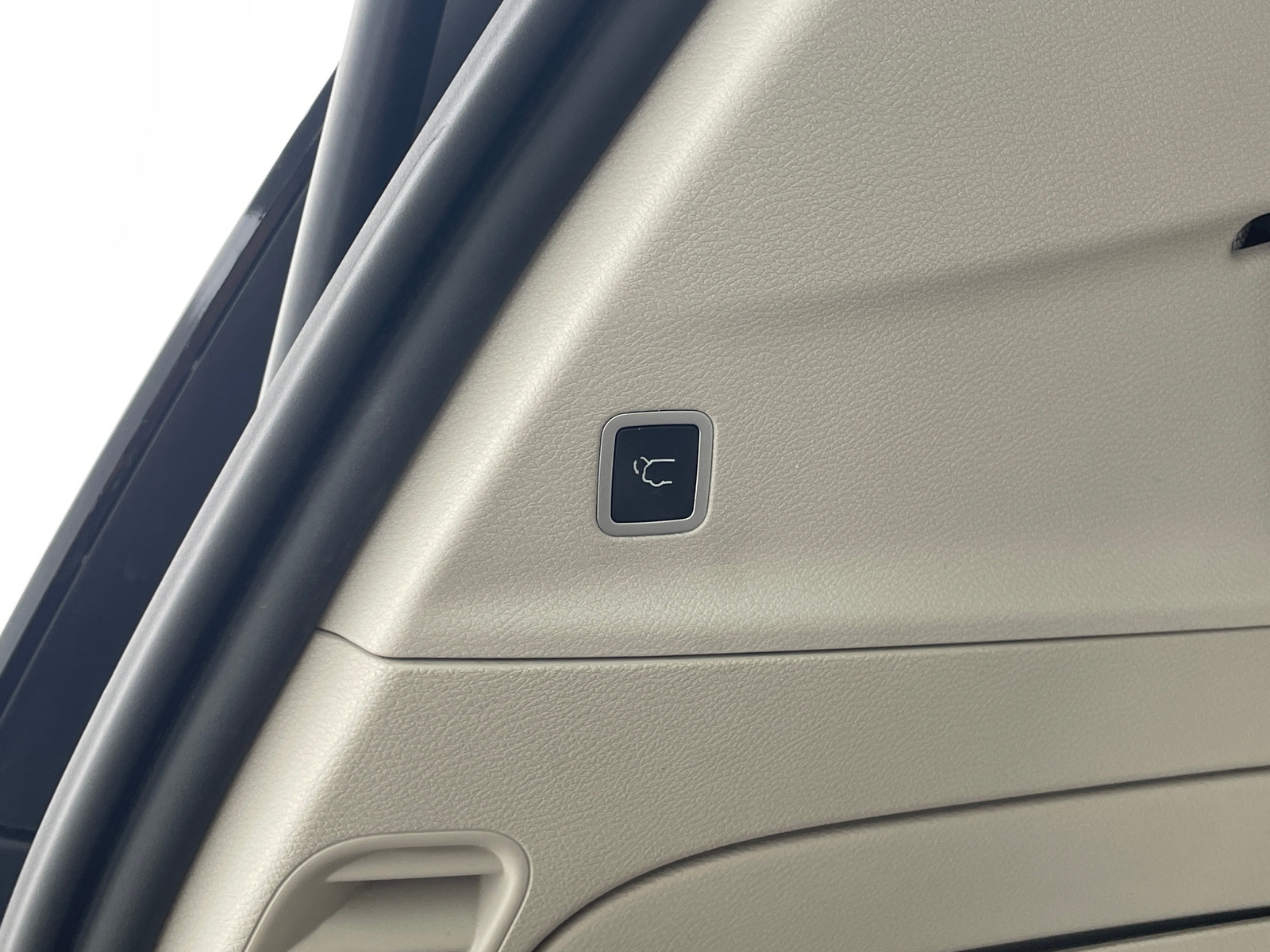 Thumbnail: 2019 Chrysler Pacifica - 6