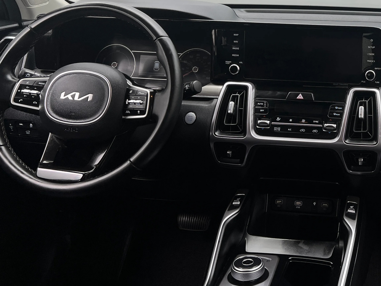 Thumbnail: 2022 Kia Sorento - 2