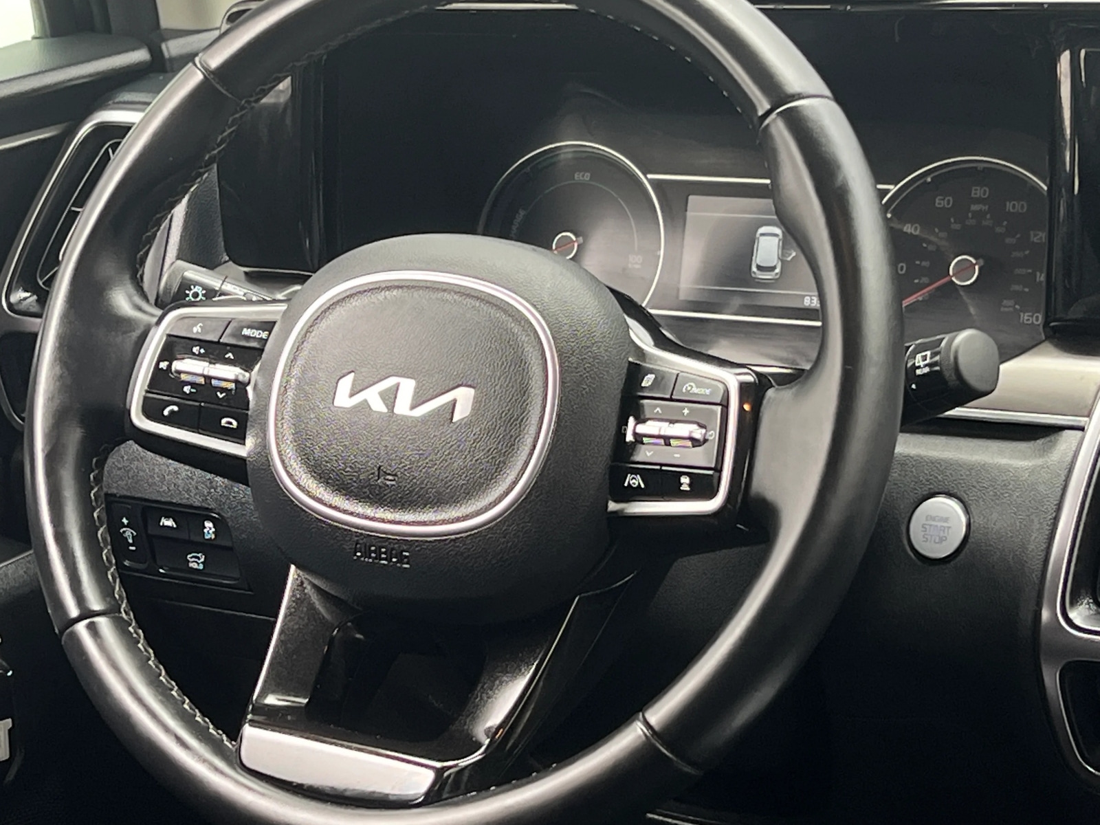 Thumbnail: 2022 Kia Sorento - 4
