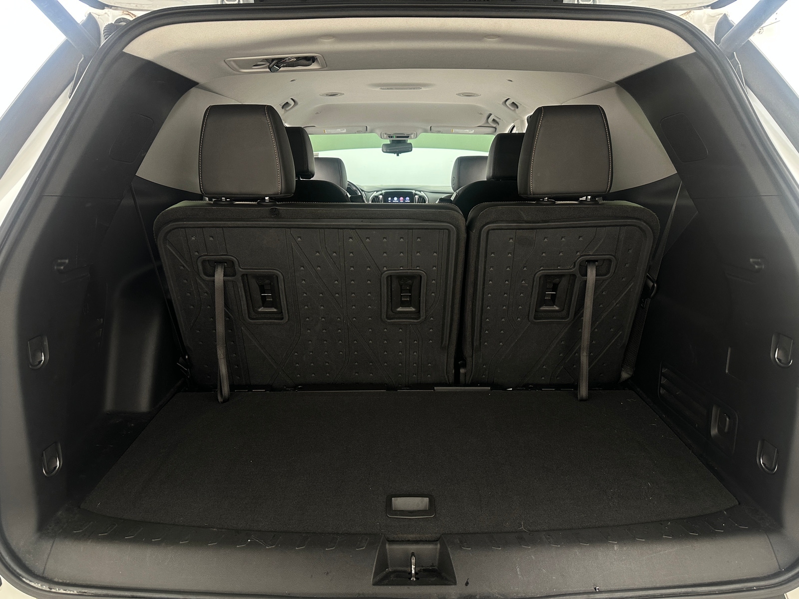Thumbnail: 2020 Chevrolet Traverse - 6