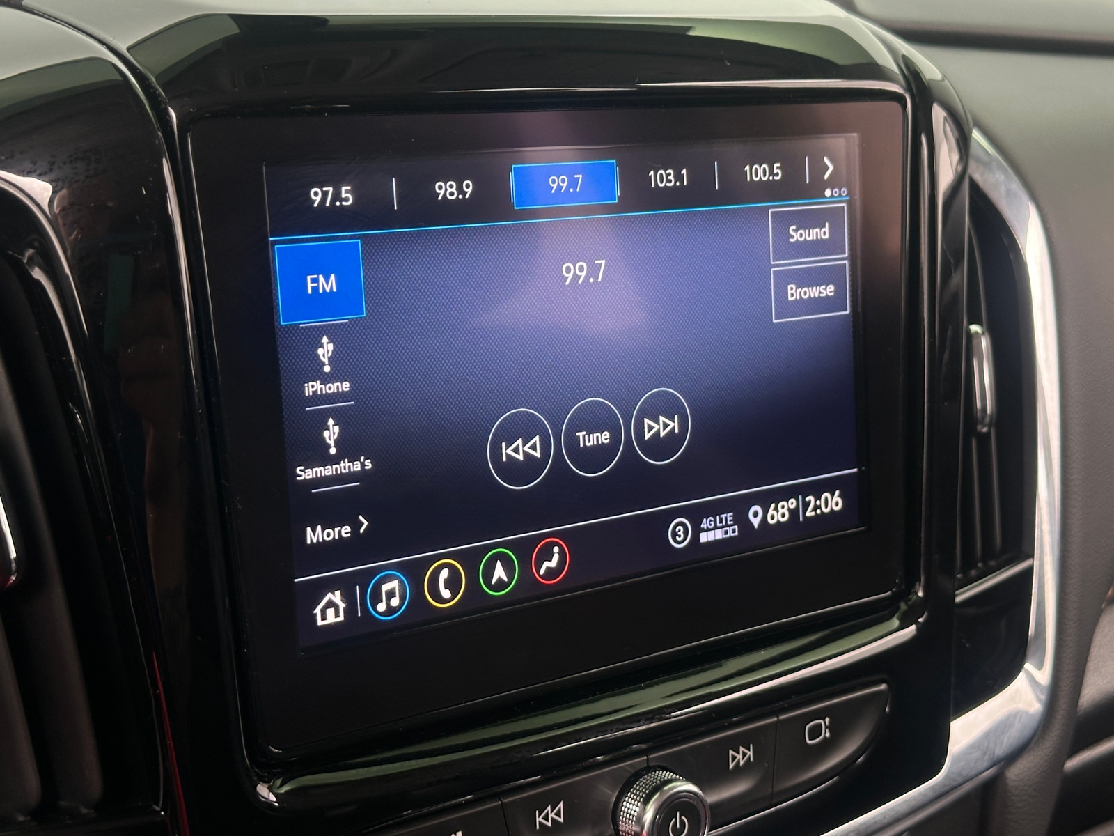 Thumbnail: 2020 Chevrolet Traverse - 3