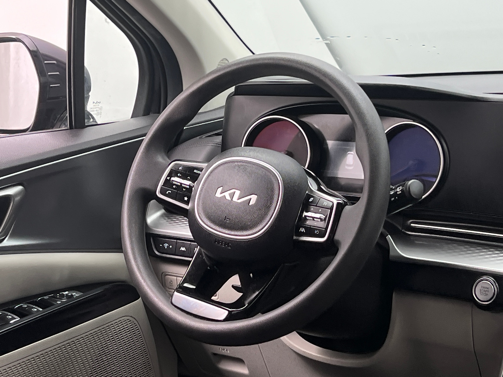 Thumbnail: 2024 Kia Carnival - 5