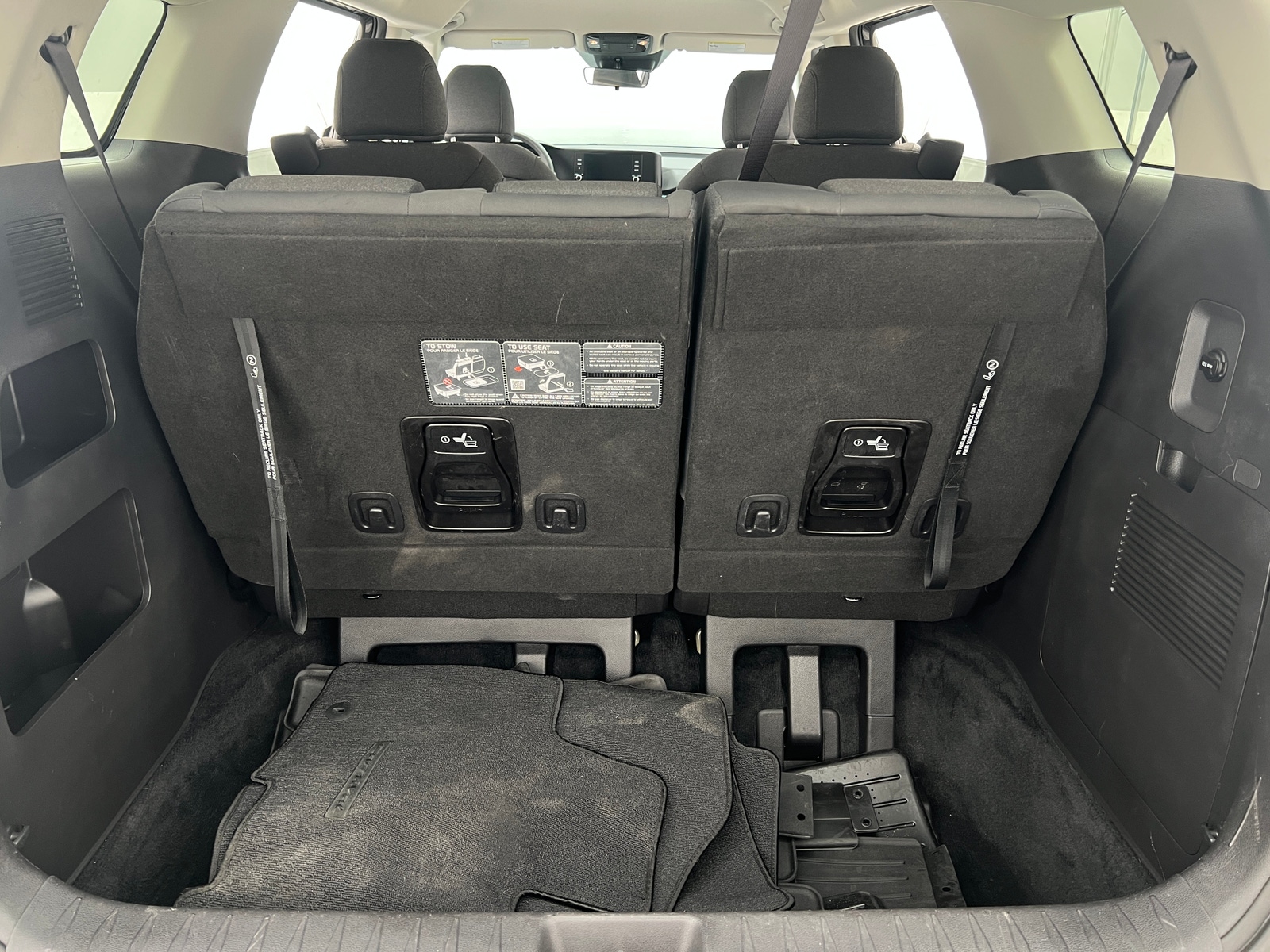 Thumbnail: 2024 Kia Carnival - 7