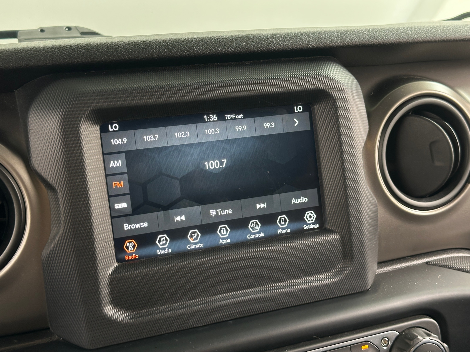Thumbnail: 2019 Jeep Wrangler - 4