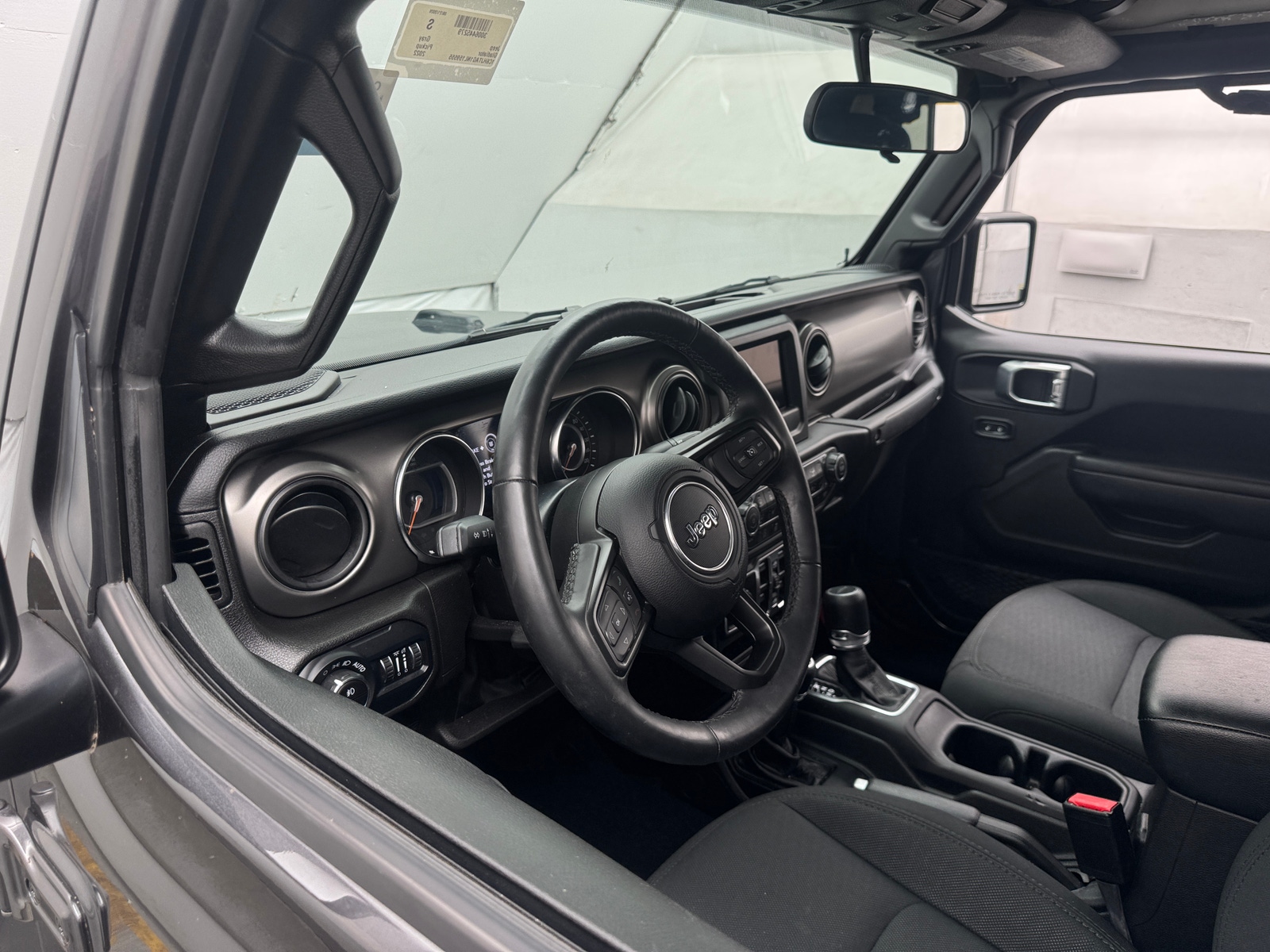 Thumbnail: 2022 Jeep Gladiator - 3