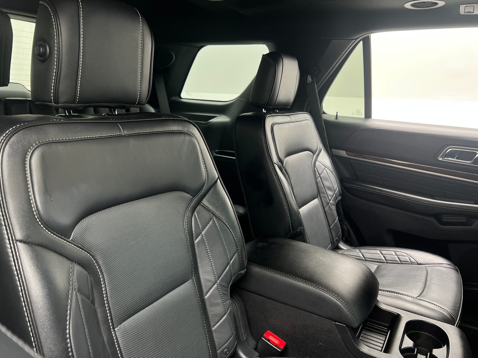 Thumbnail: 2017 Ford Explorer - 5