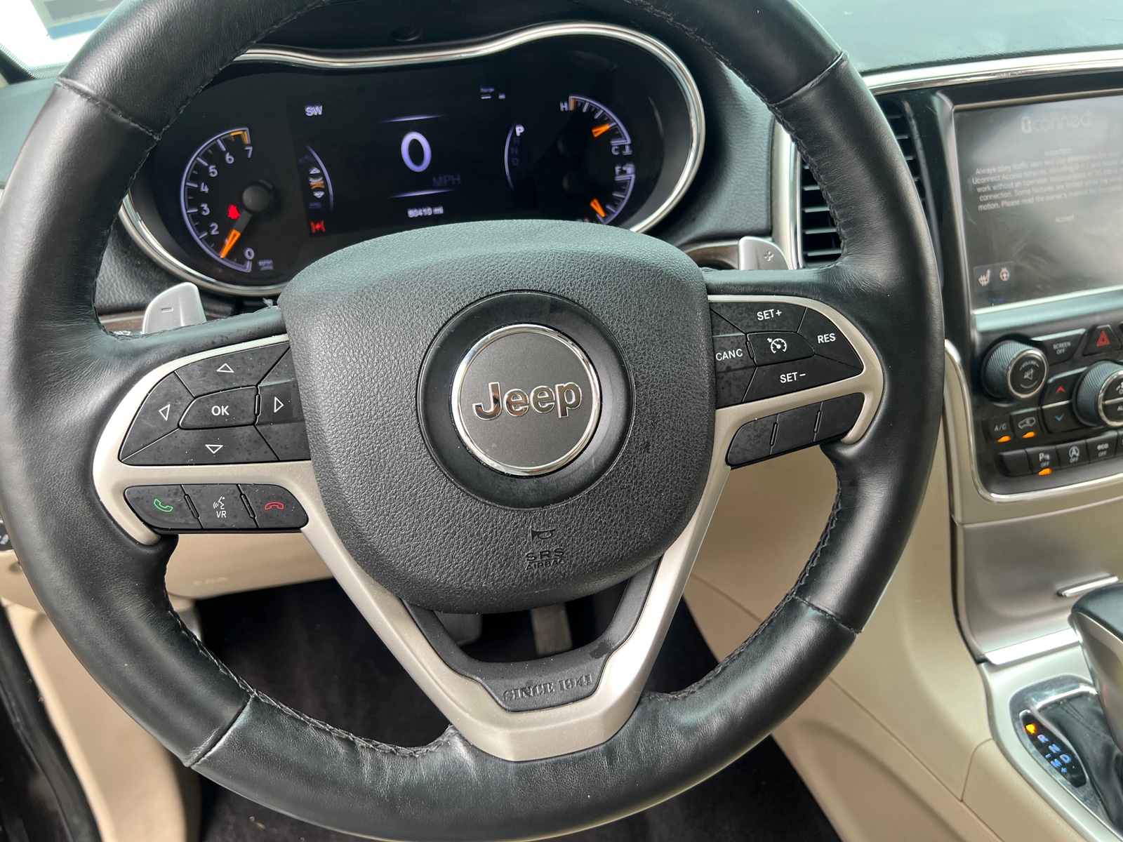Thumbnail: 2017 Jeep Grand Cherokee - 4