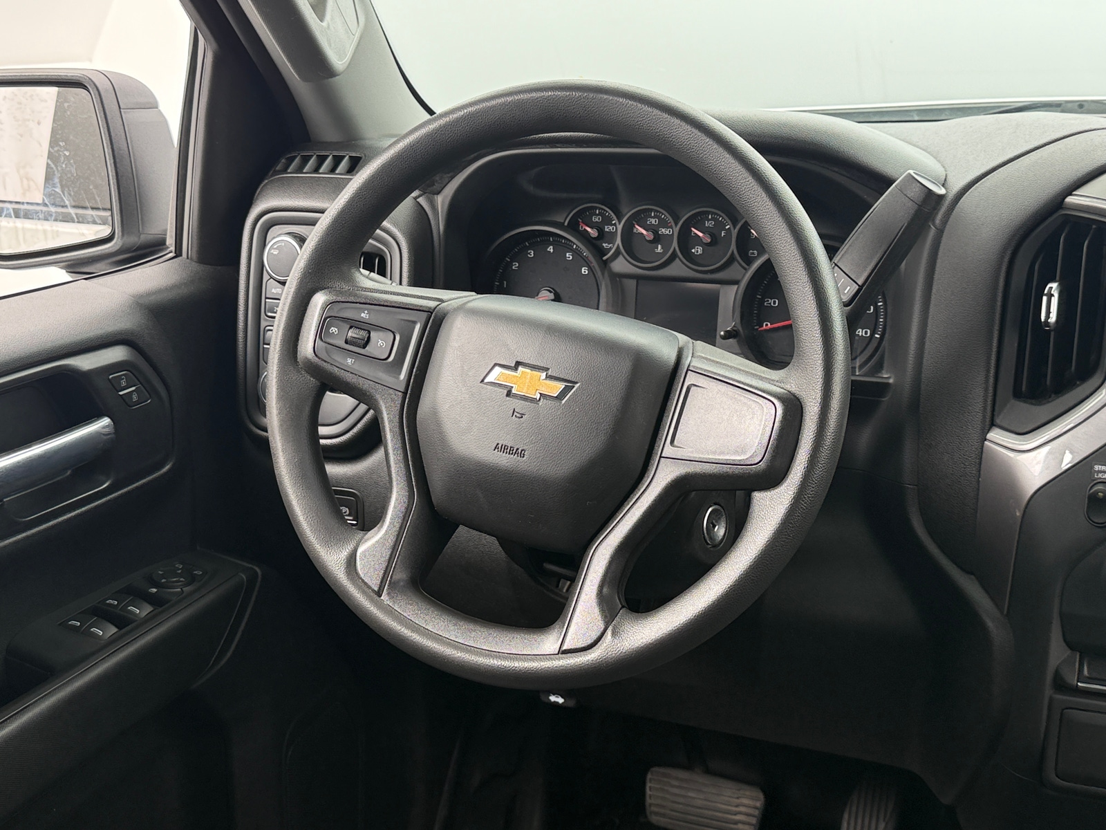 Thumbnail: 2021 Chevrolet Silverado 1500 - 5