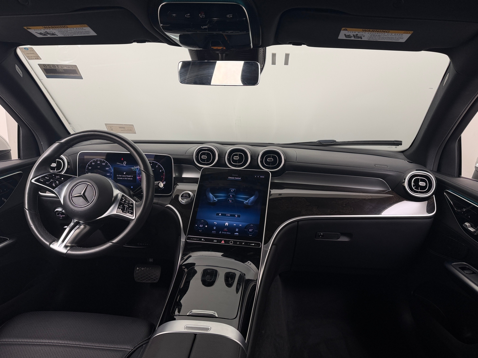 Thumbnail: 2024 Mercedes-Benz GLC - 2