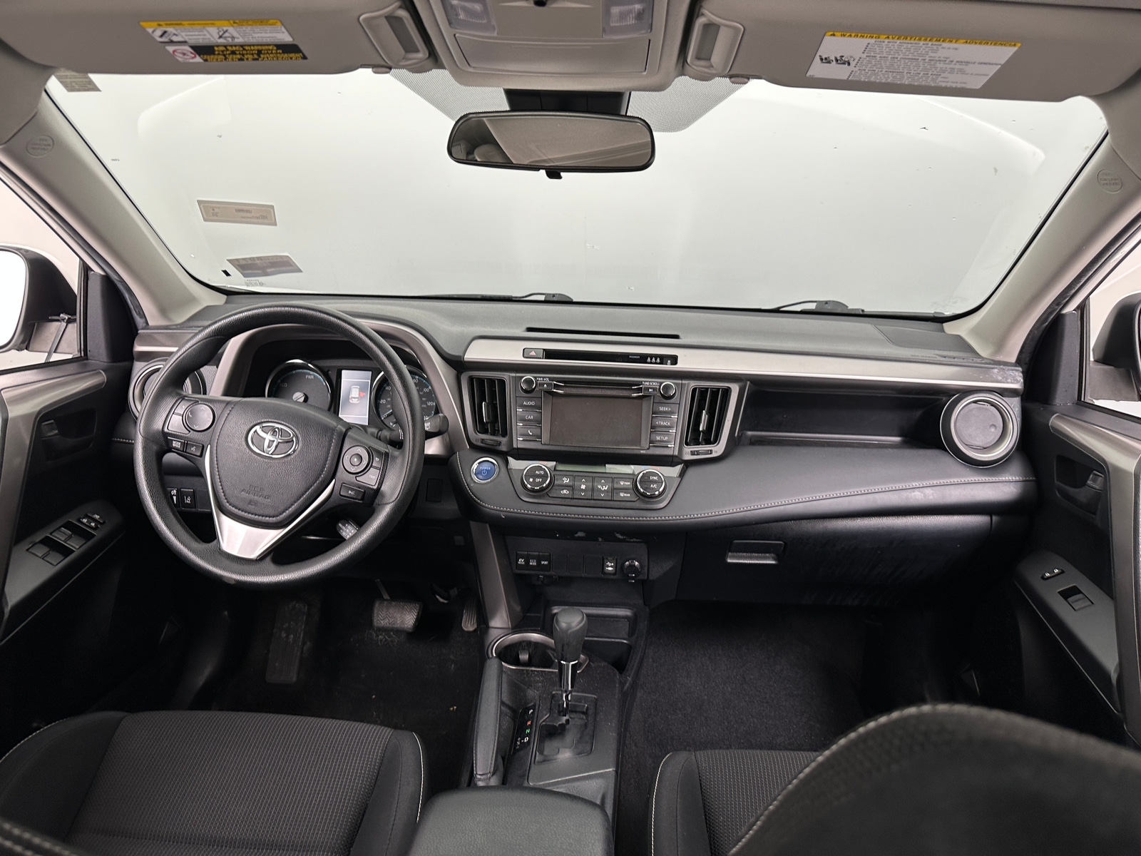 Thumbnail: 2018 Toyota RAV4 - 3