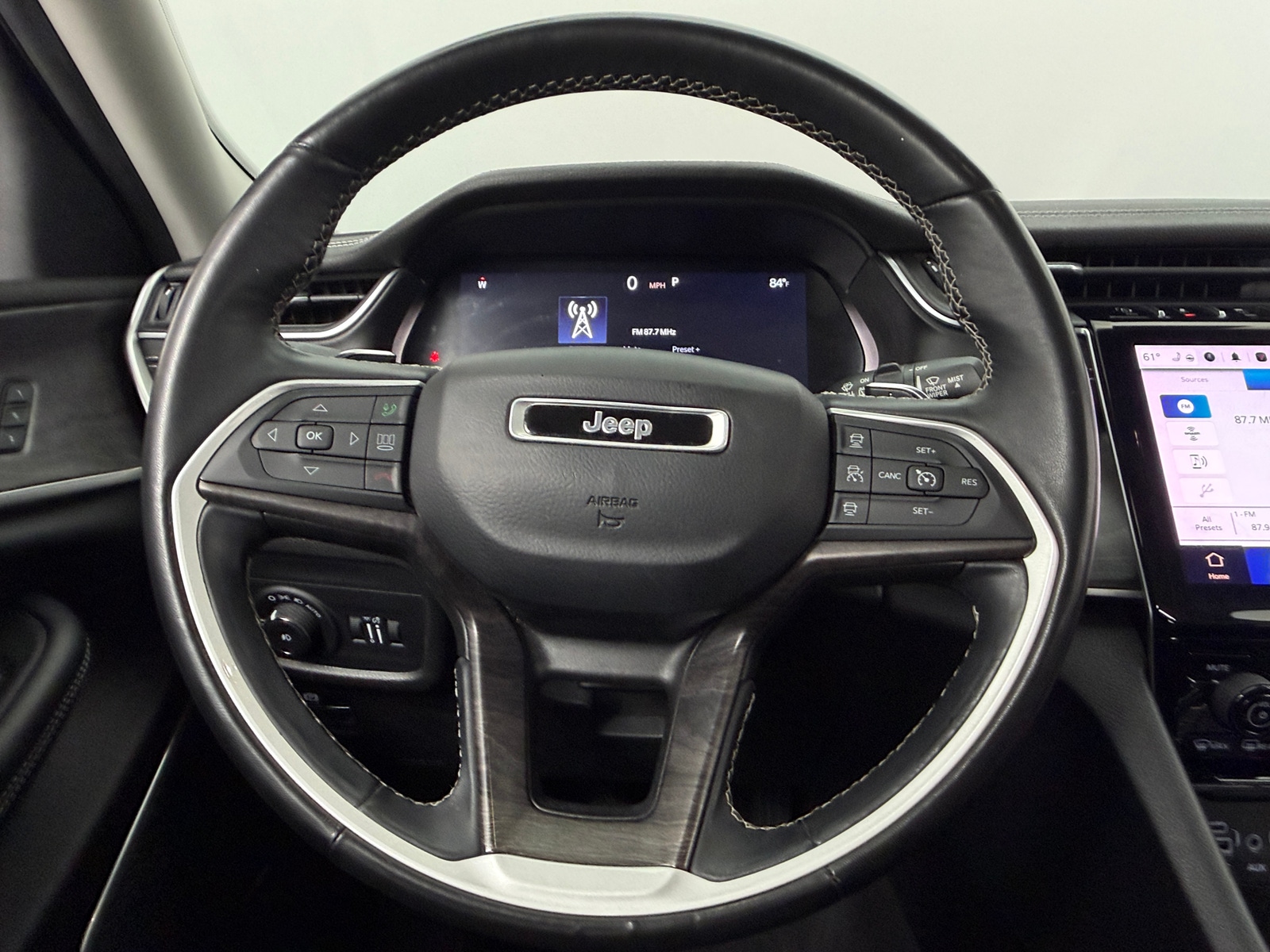 Thumbnail: 2021 Jeep Grand Cherokee L - 4