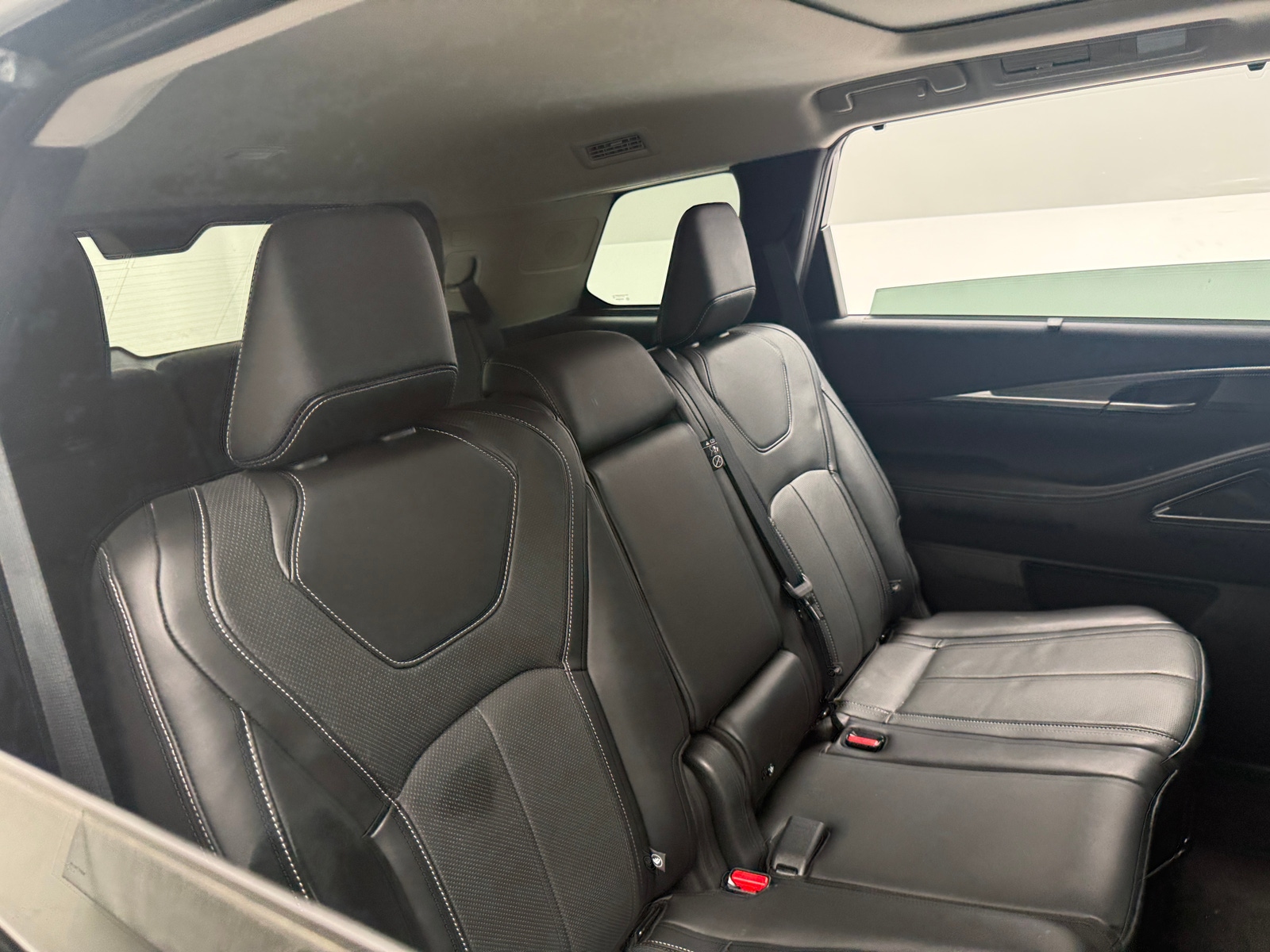 Thumbnail: 2023 INFINITI QX60 - 5