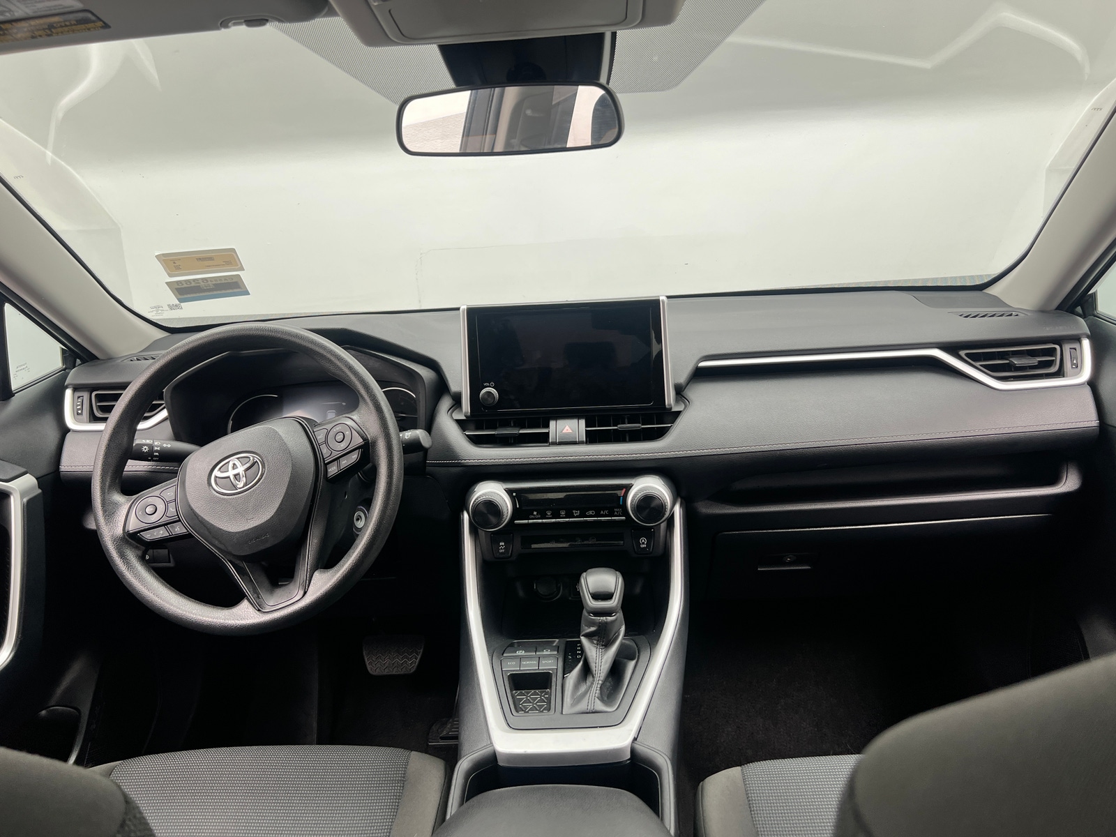 Thumbnail: 2025 Toyota RAV4 - 3