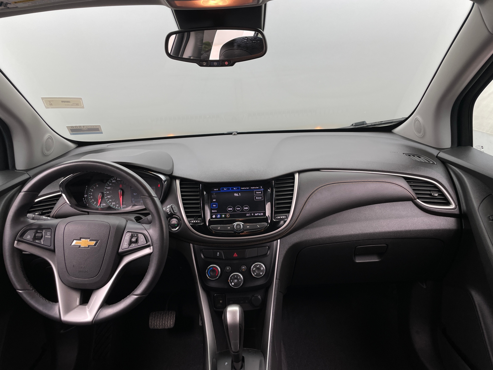 Thumbnail: 2020 Chevrolet Trax - 2