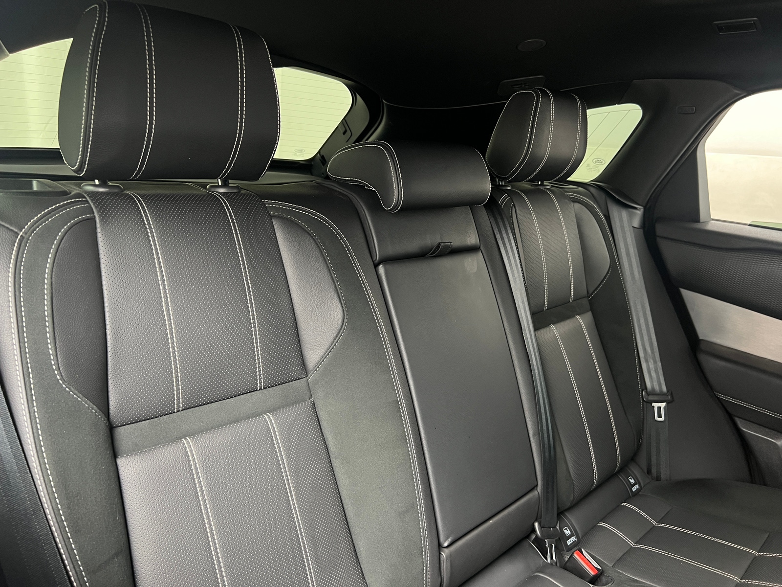 Thumbnail: 2022 Land Rover Range Rover Velar - 5