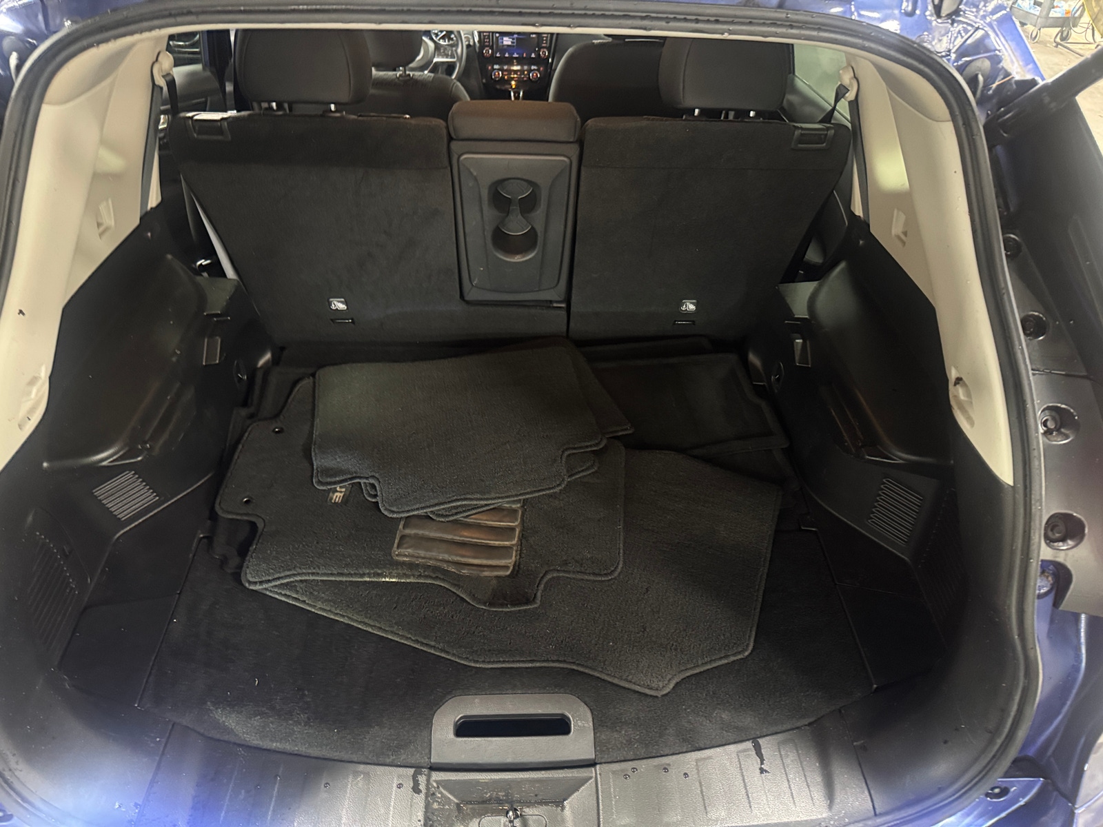 Thumbnail: 2020 Nissan Rogue - 7