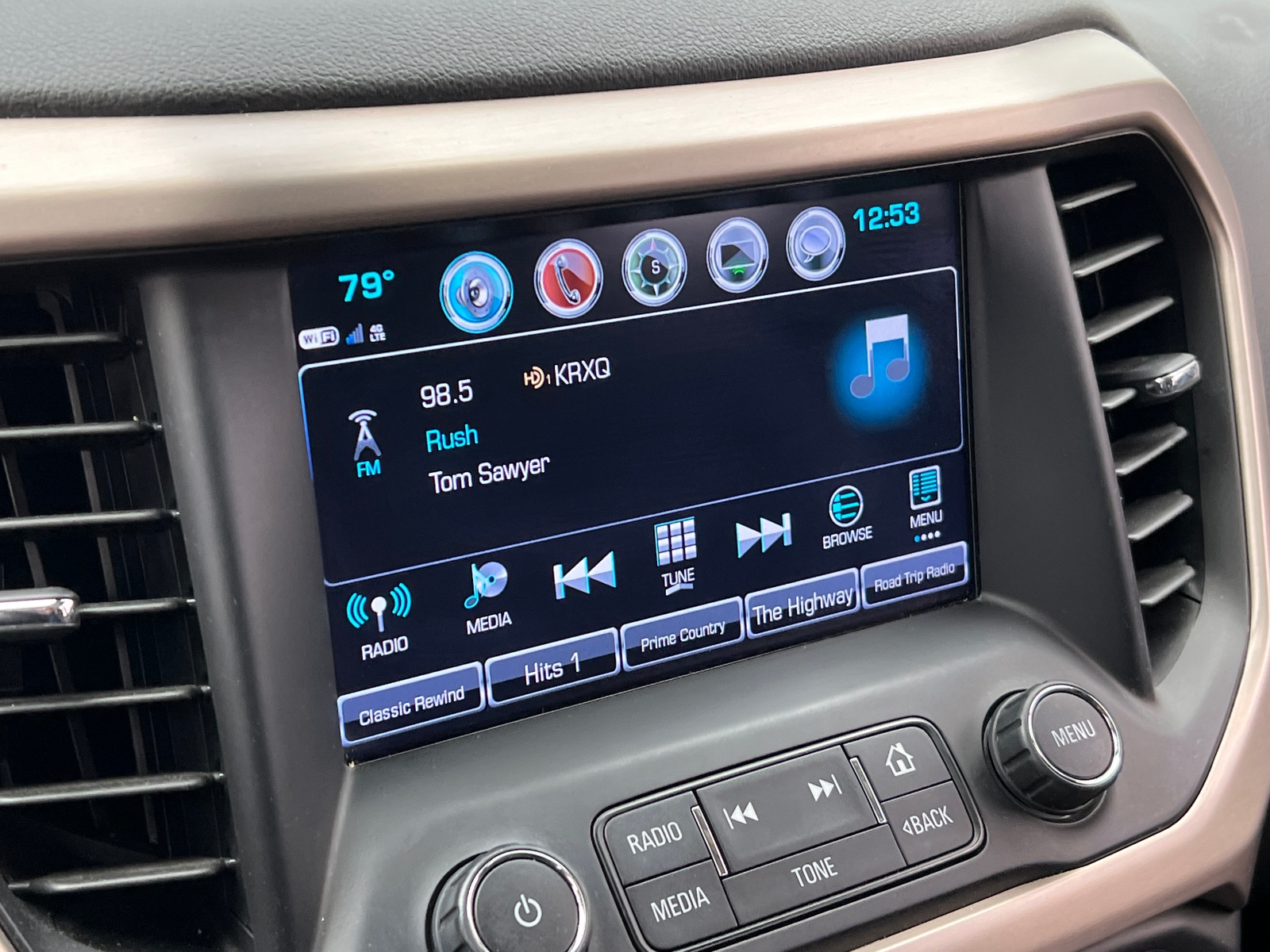 Thumbnail: 2019 GMC Acadia - 3